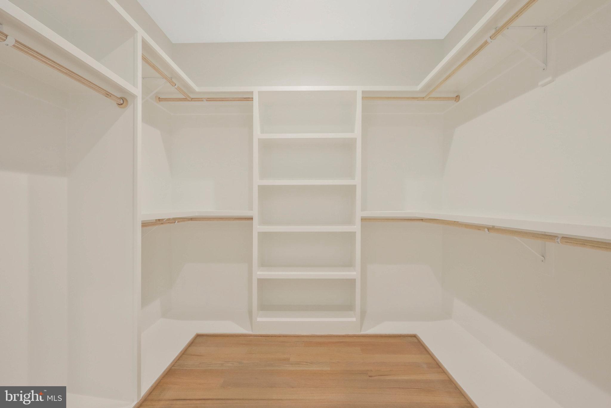 EAST FALLS CHURCH - Residential