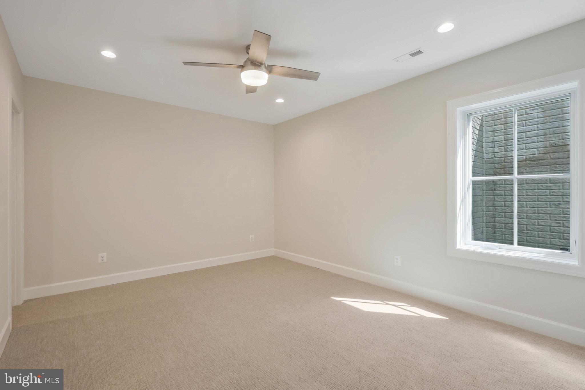 EAST FALLS CHURCH - Residential