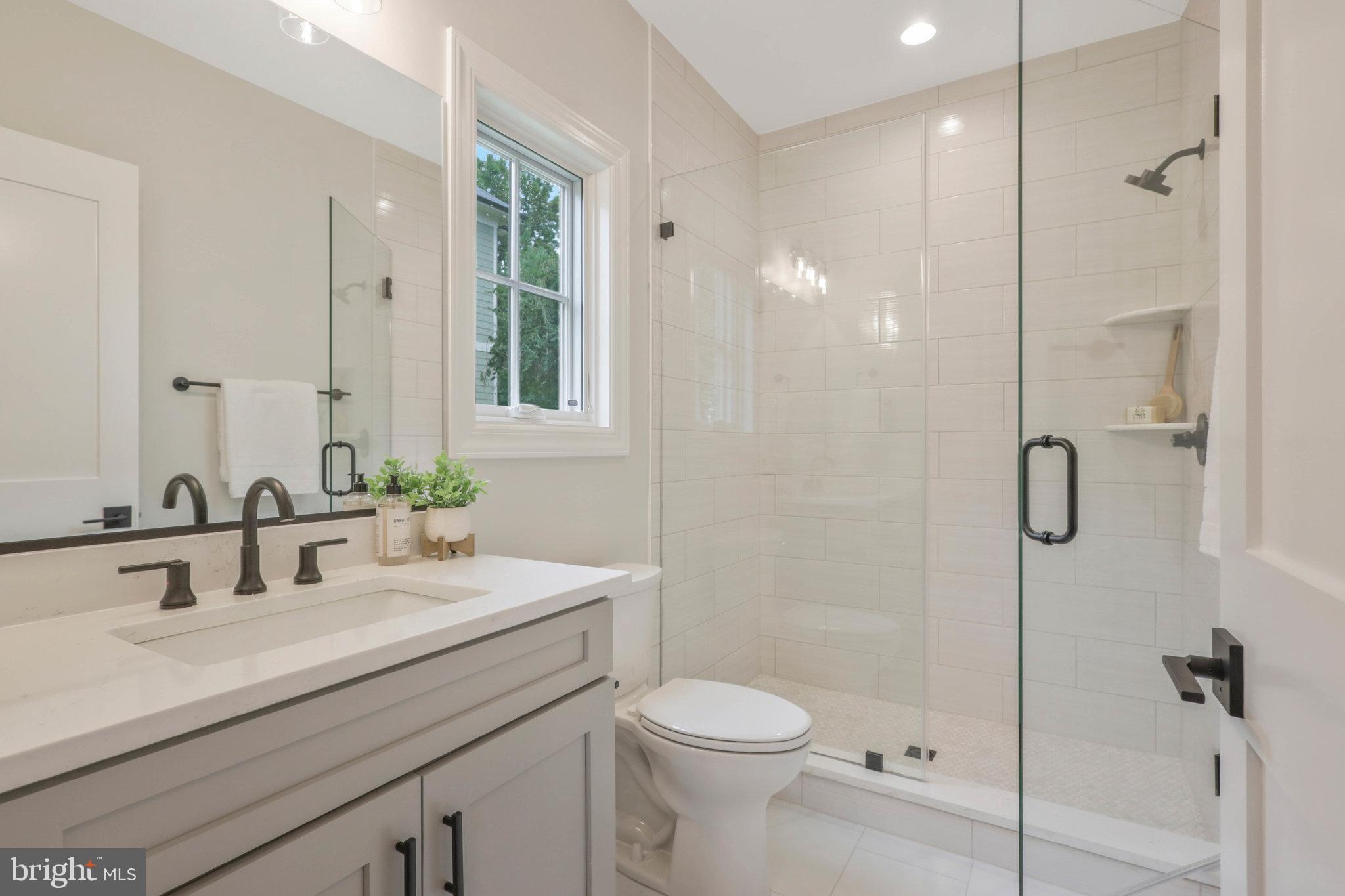 EAST FALLS CHURCH - Residential