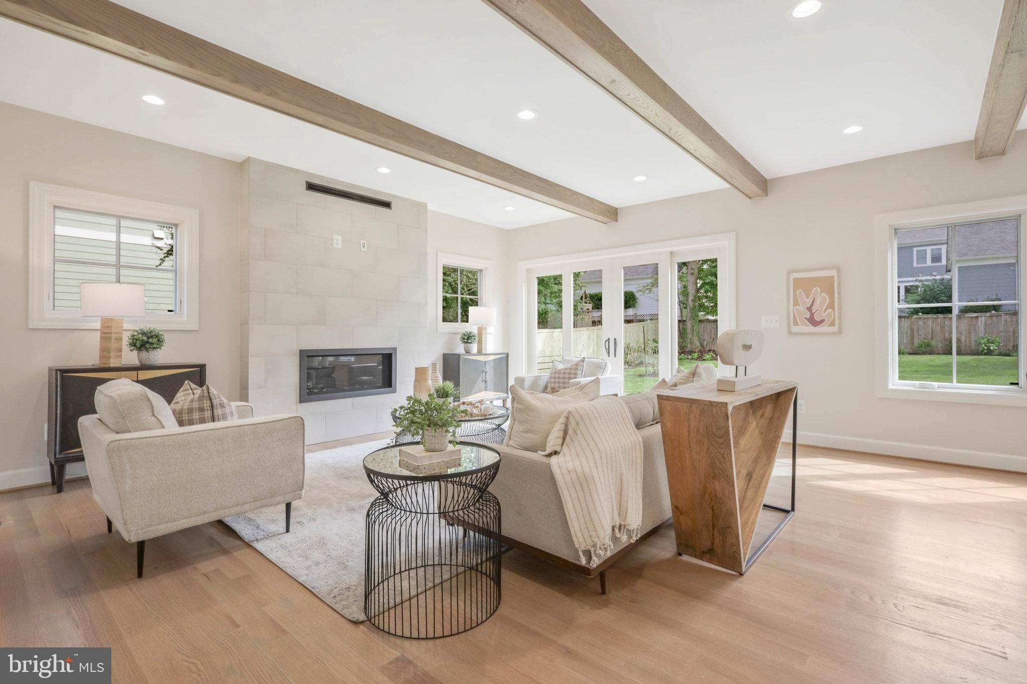 EAST FALLS CHURCH - Residential