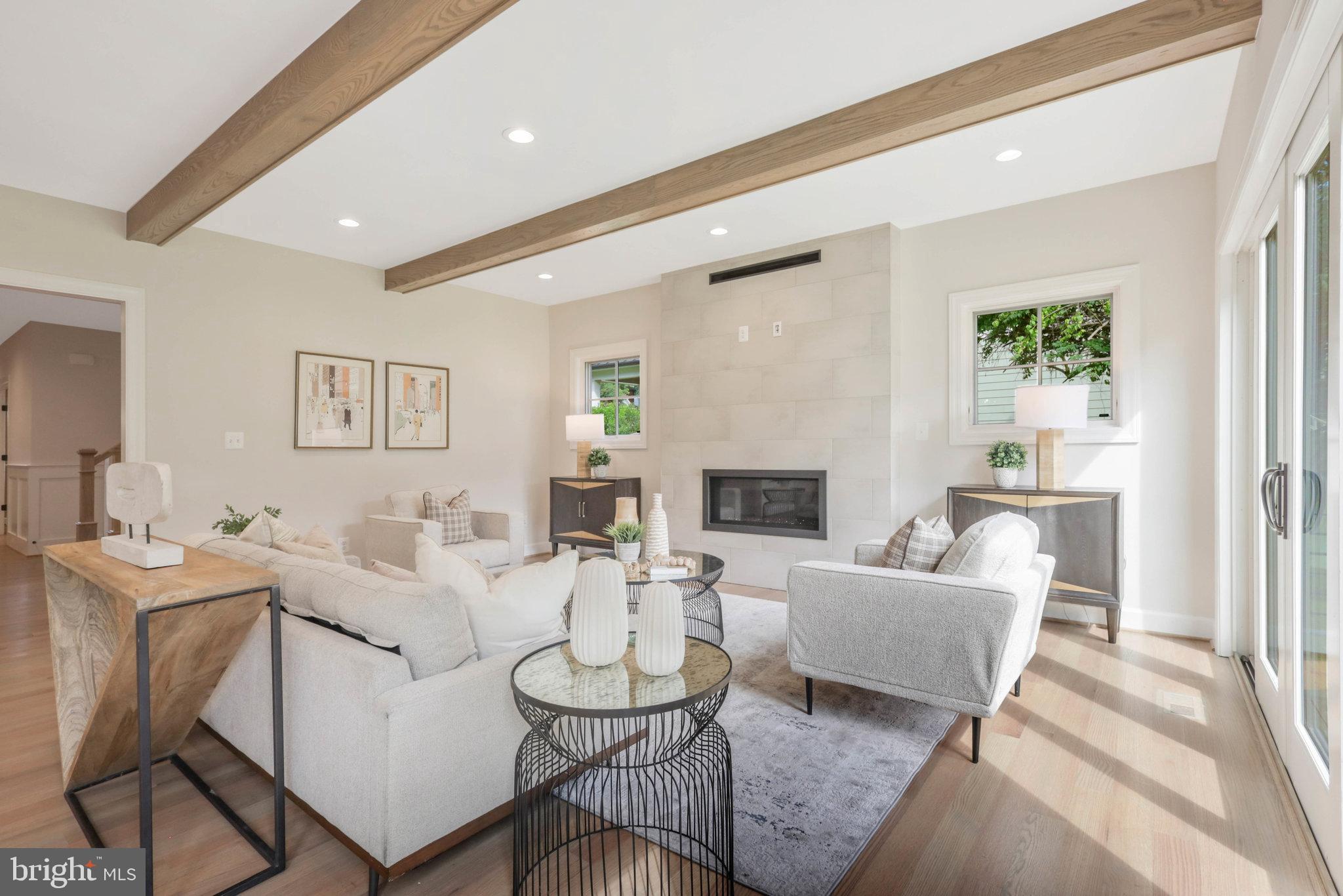 EAST FALLS CHURCH - Residential