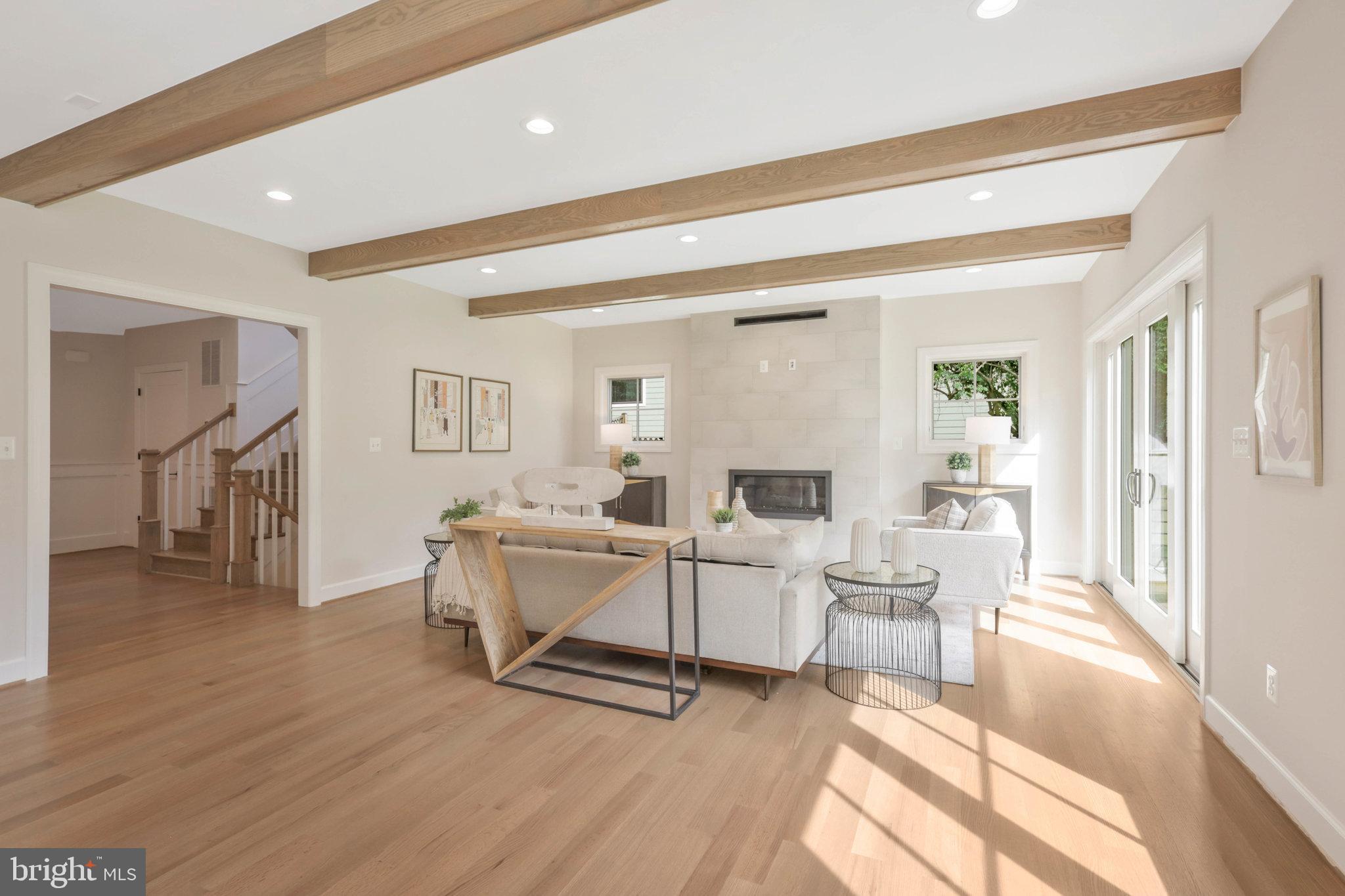 EAST FALLS CHURCH - Residential