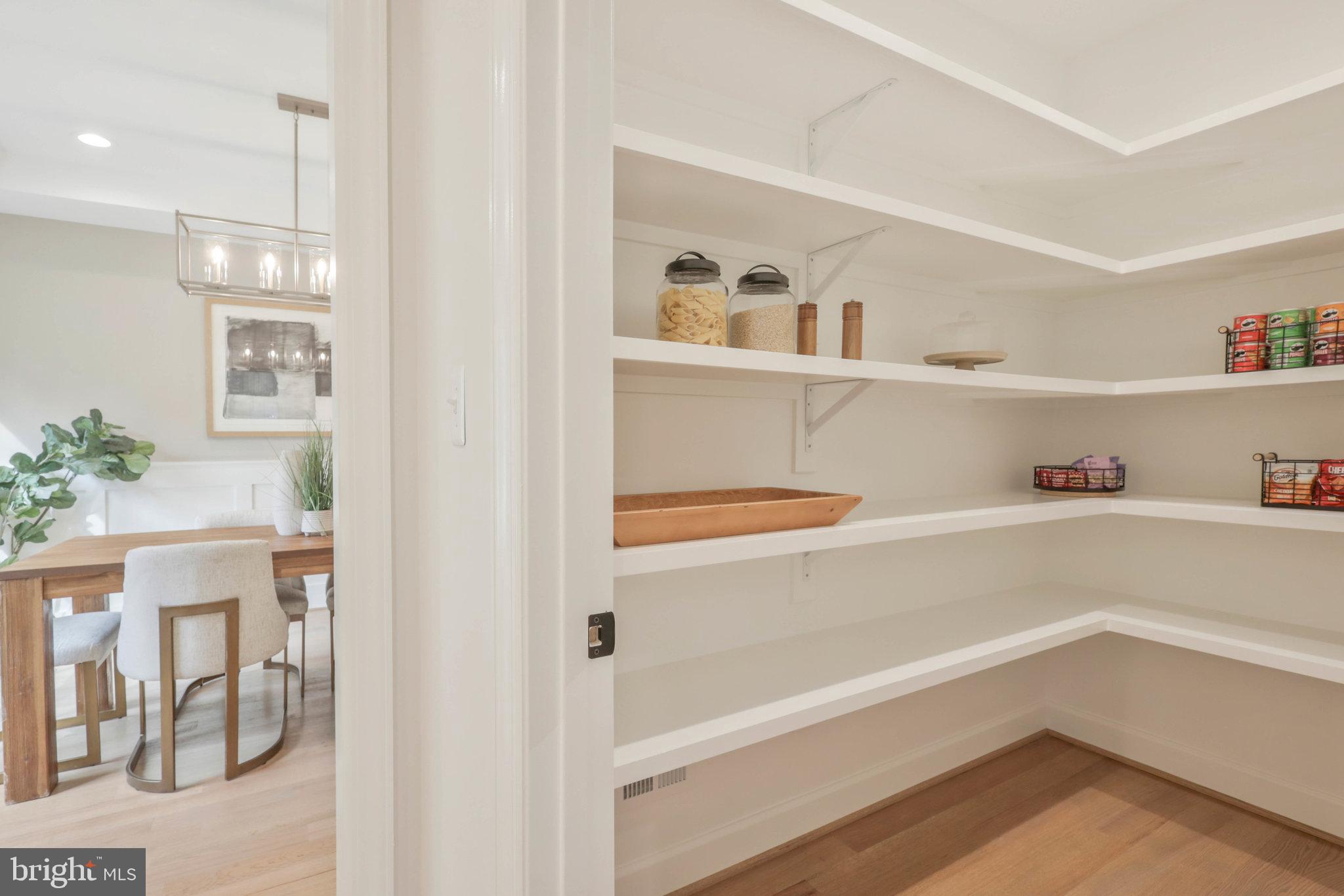 EAST FALLS CHURCH - Residential