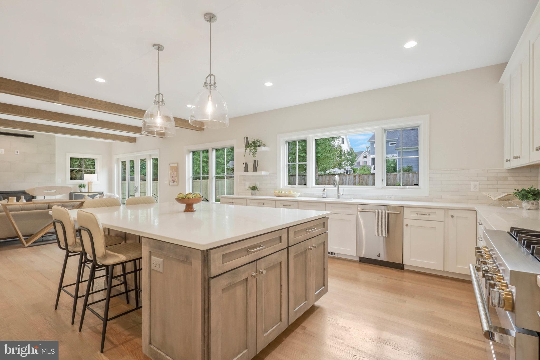 EAST FALLS CHURCH - Residential