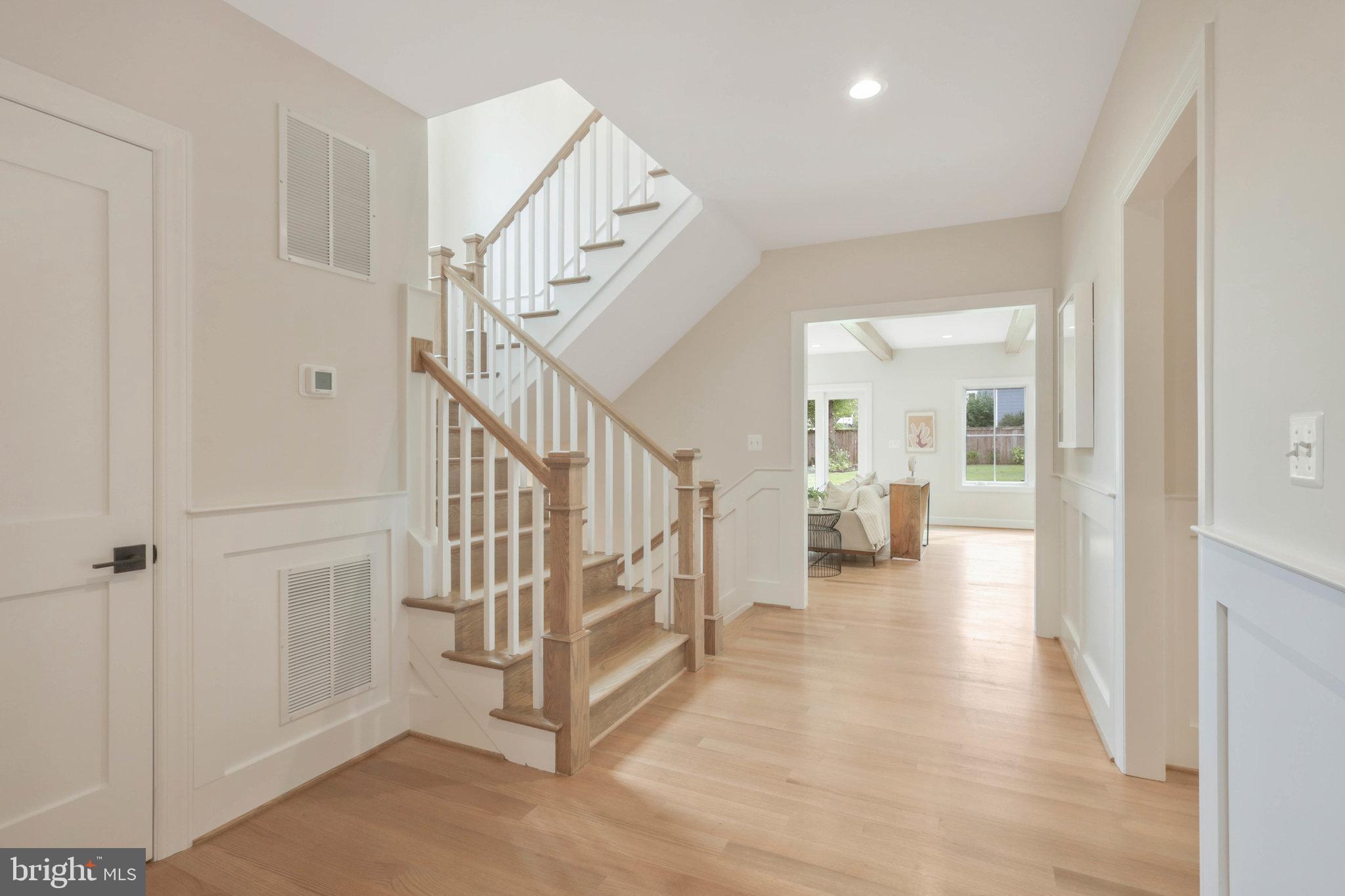 EAST FALLS CHURCH - Residential