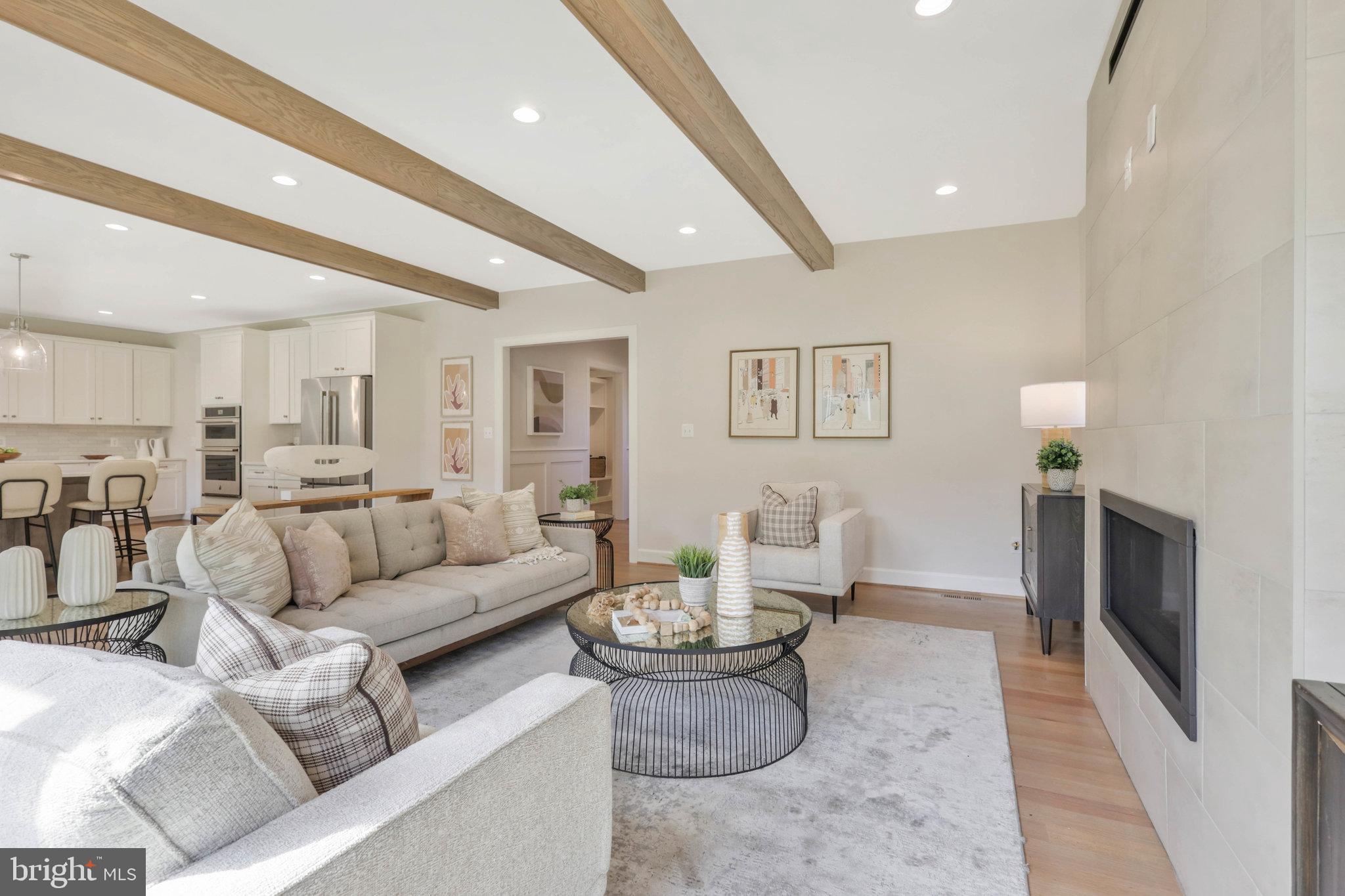 EAST FALLS CHURCH - Residential