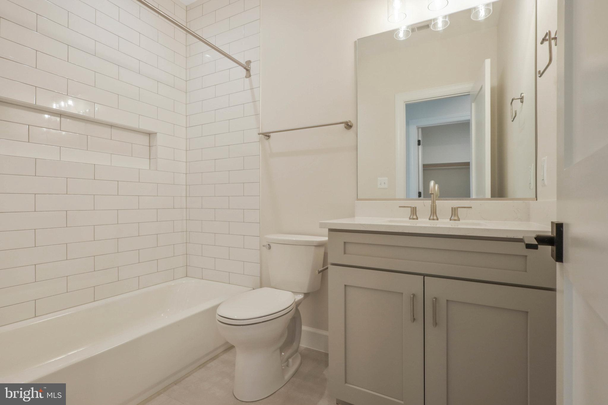 EAST FALLS CHURCH - Residential