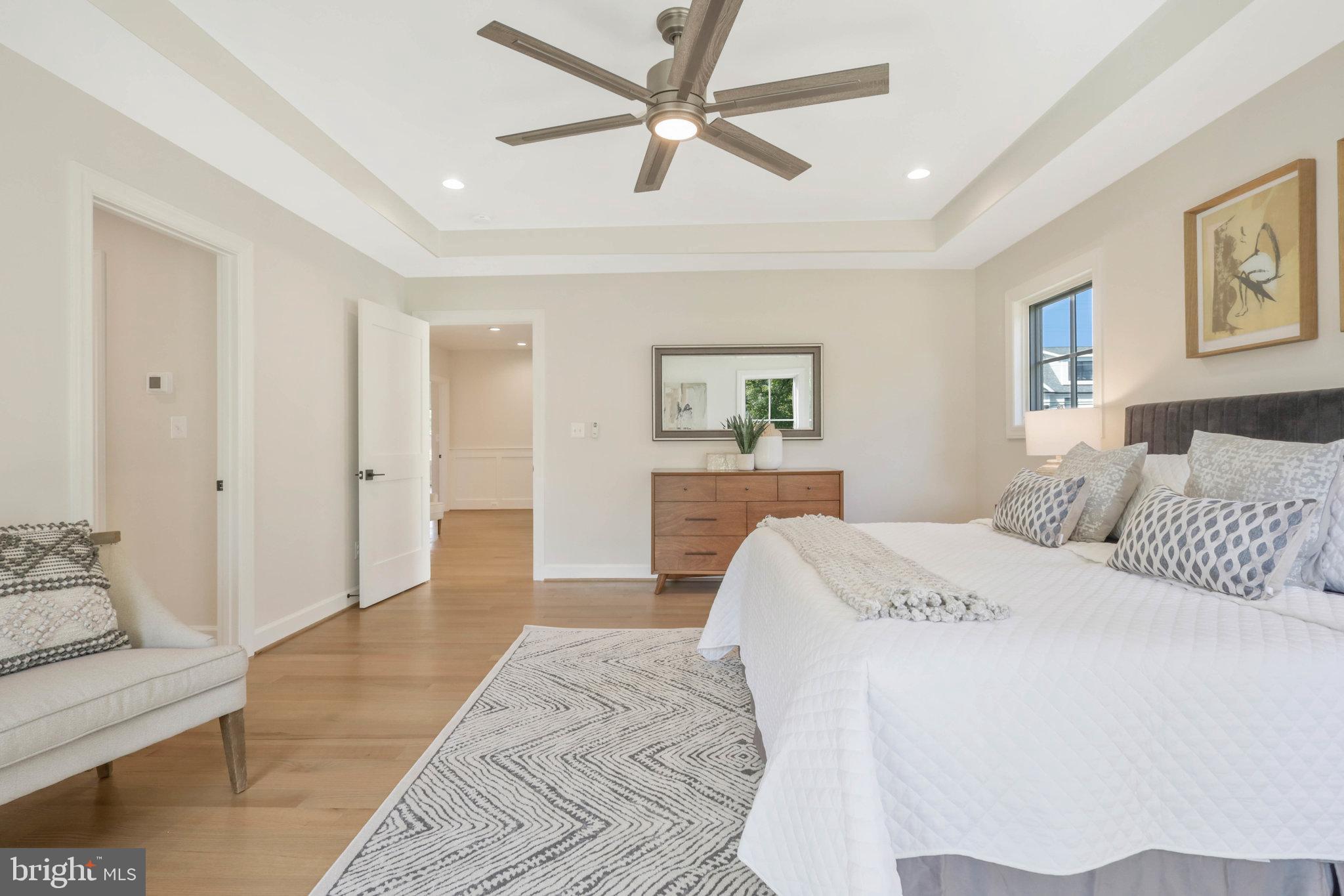 EAST FALLS CHURCH - Residential