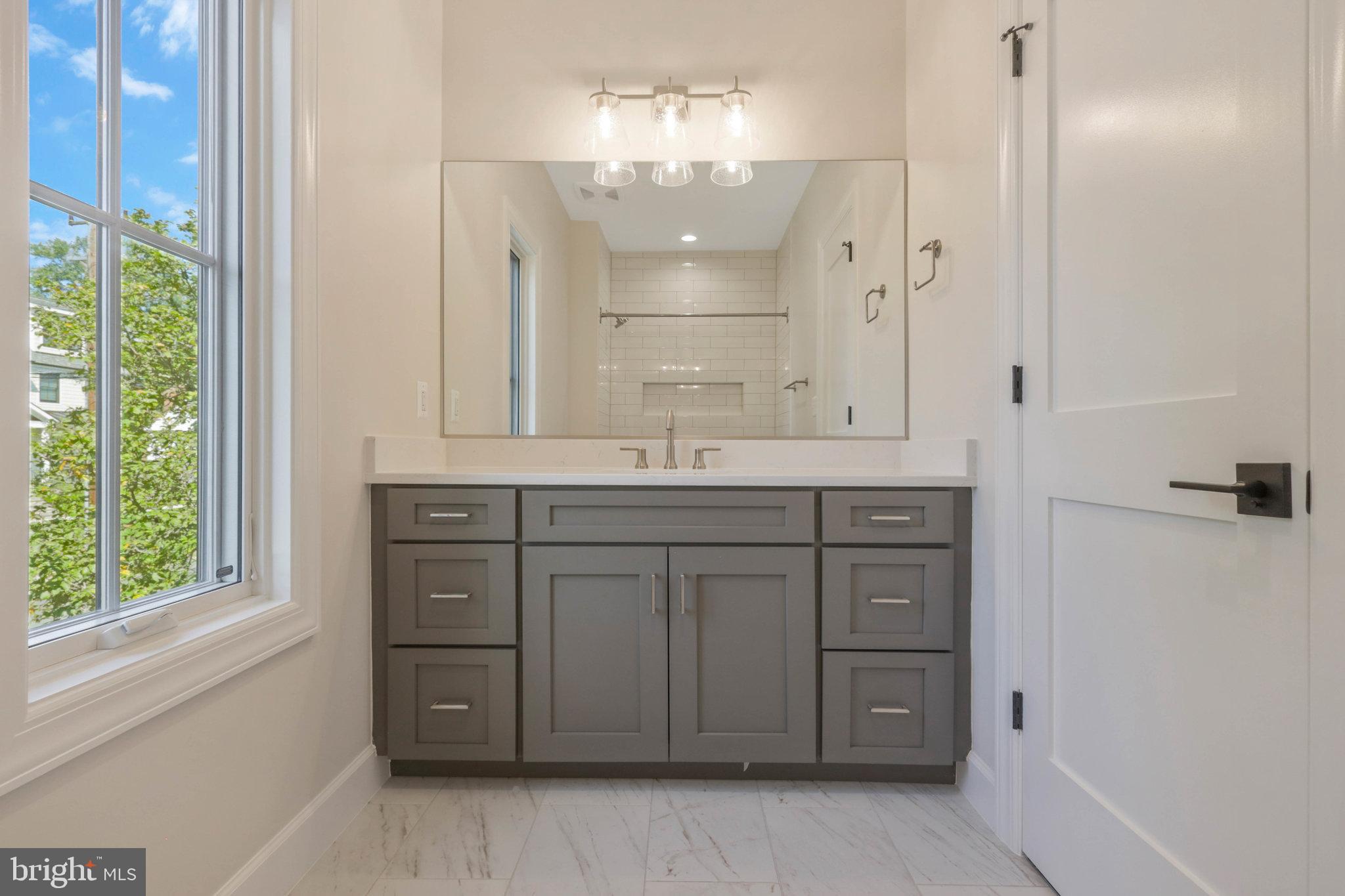 EAST FALLS CHURCH - Residential