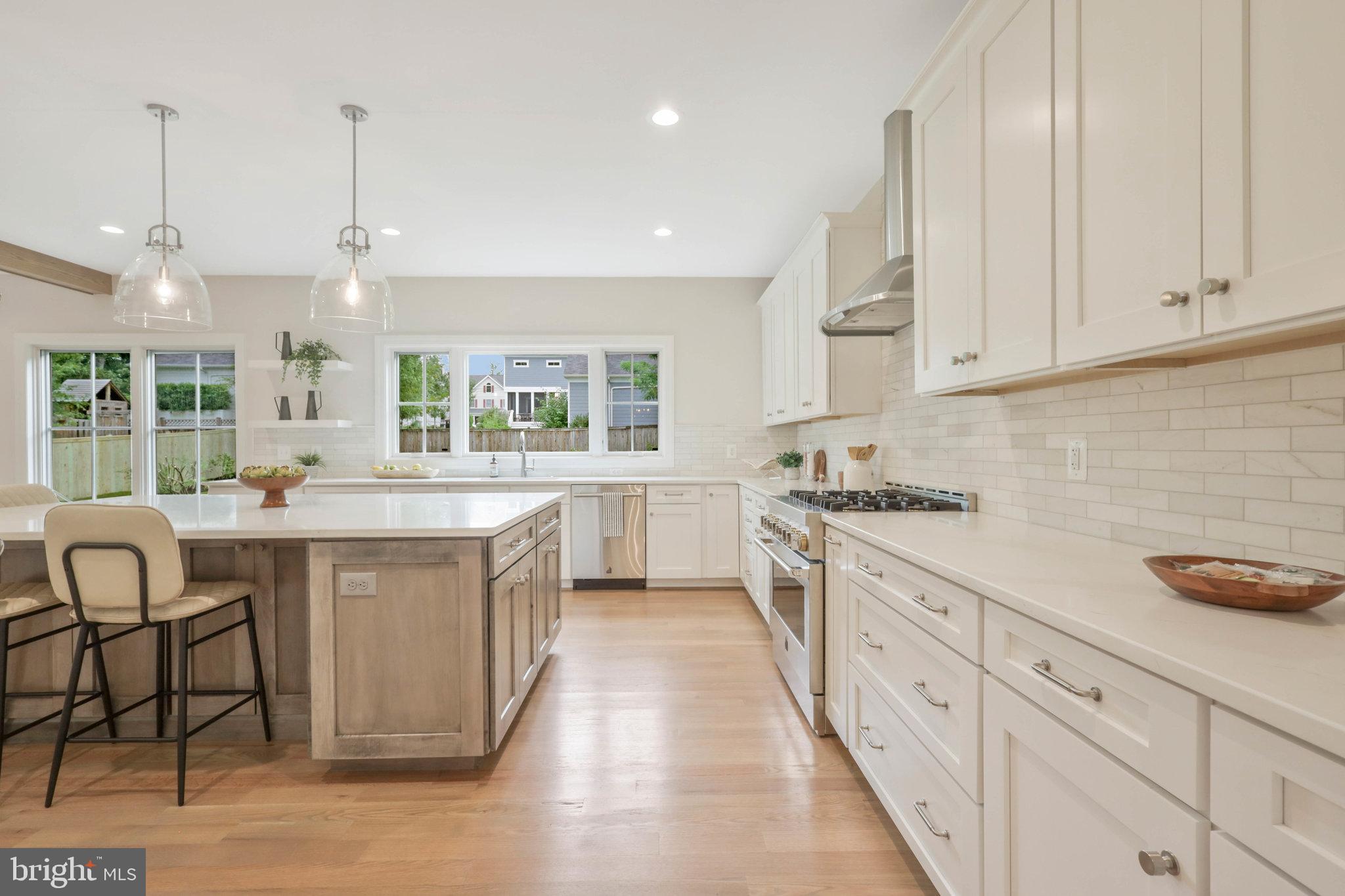 EAST FALLS CHURCH - Residential