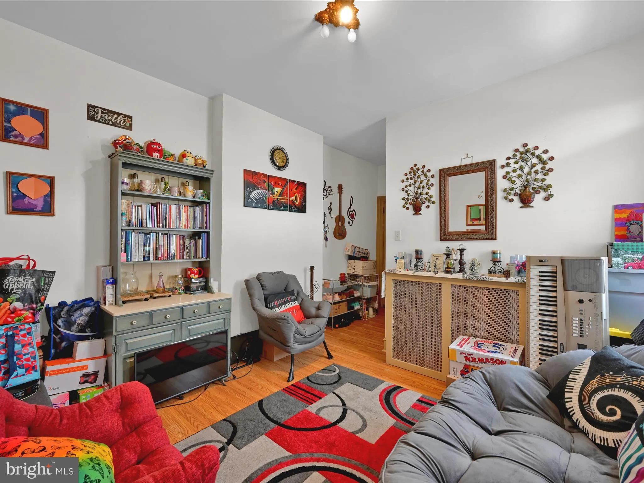 Lancaster, Pennsylvania 17603, United States, 5 Bedrooms Bedrooms, ,Residential,Pending,210026