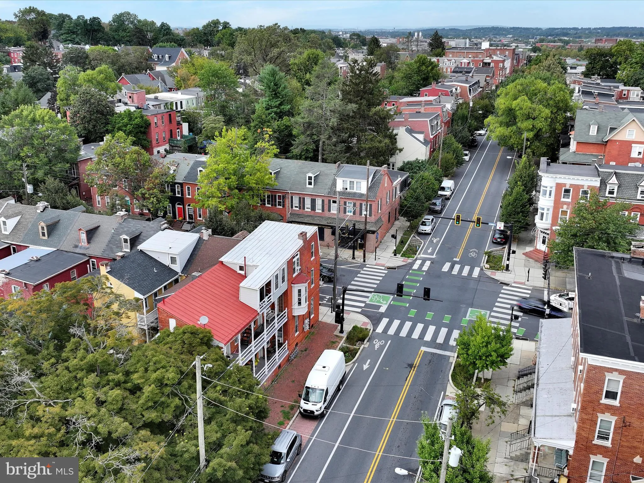Lancaster, Pennsylvania 17603, United States, 5 Bedrooms Bedrooms, ,Residential,Pending,210026