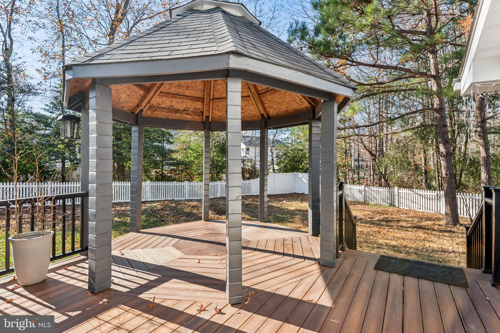 BAY RIDGE ESTATES - Residential