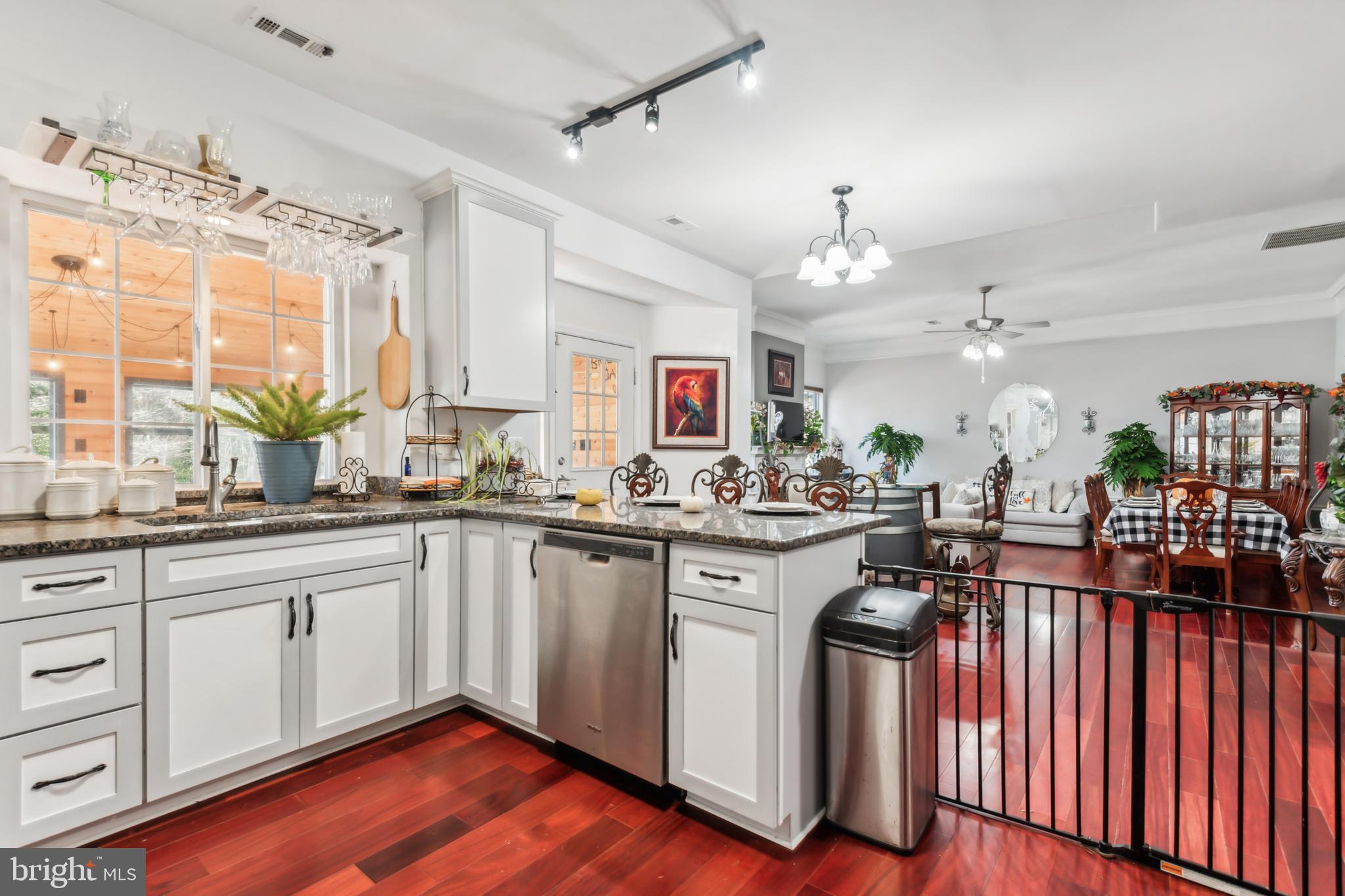 BAY RIDGE ESTATES - Residential