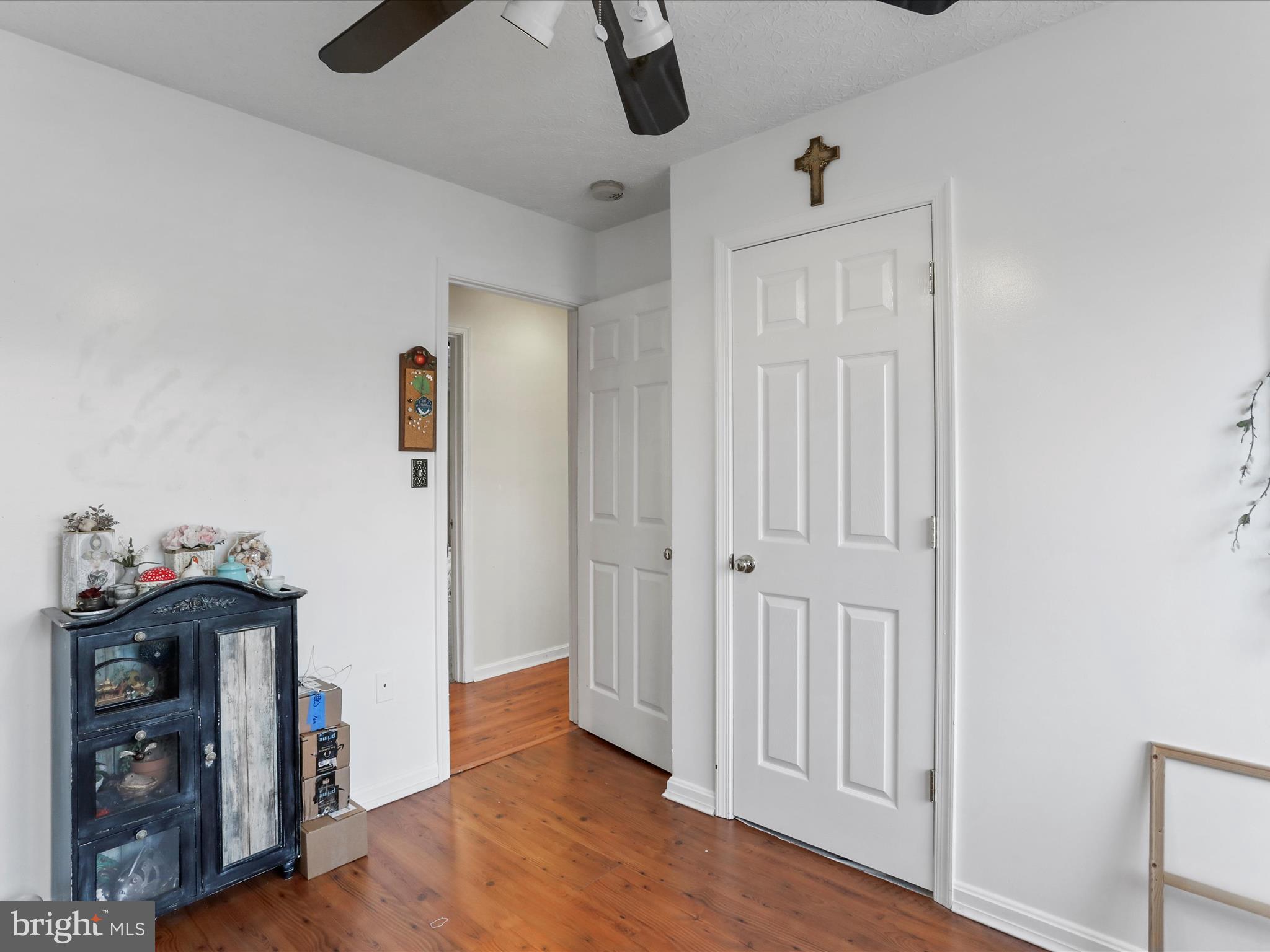 LAUREL RIDGE - Residential