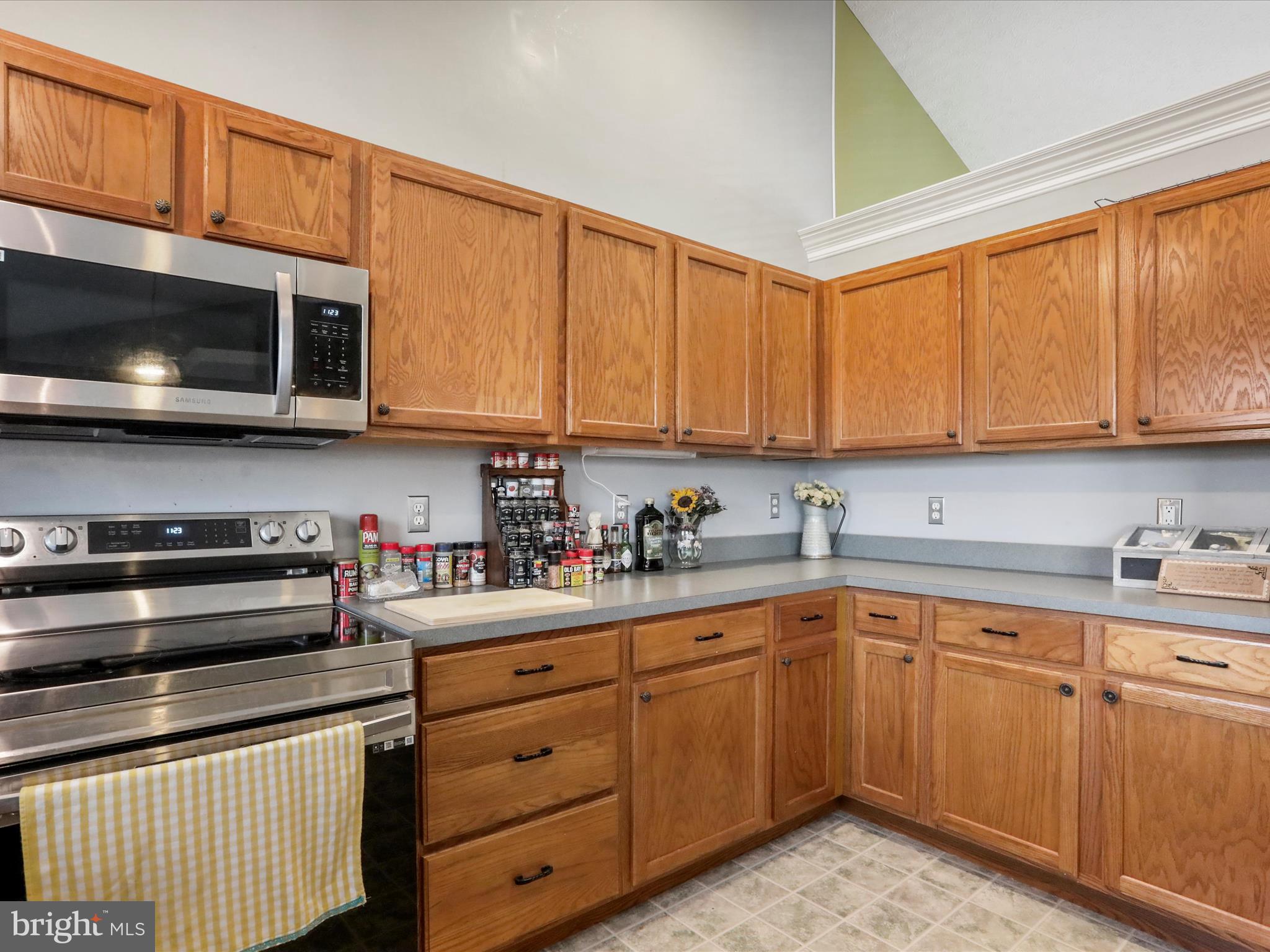 LAUREL RIDGE - Residential