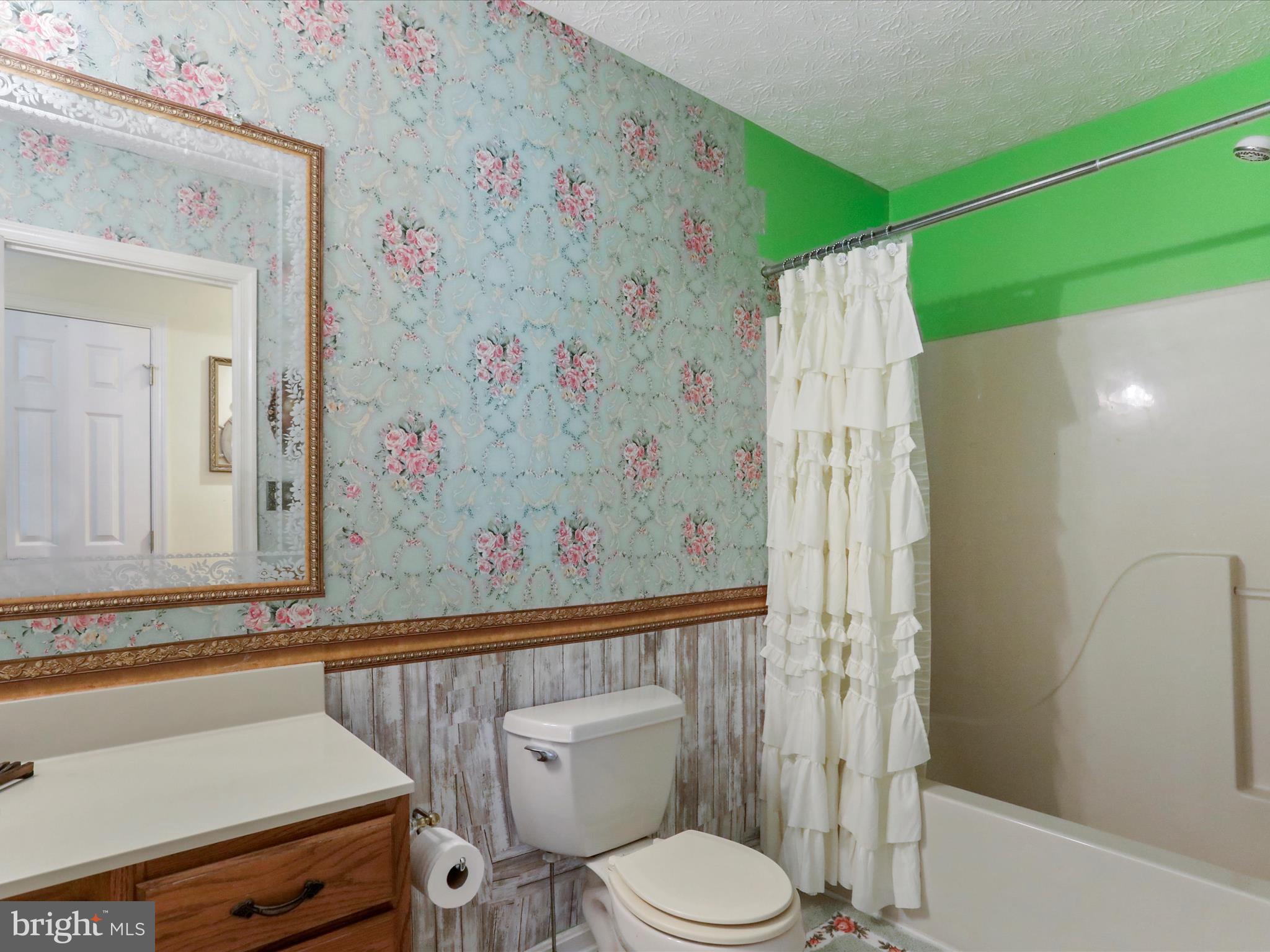 LAUREL RIDGE - Residential