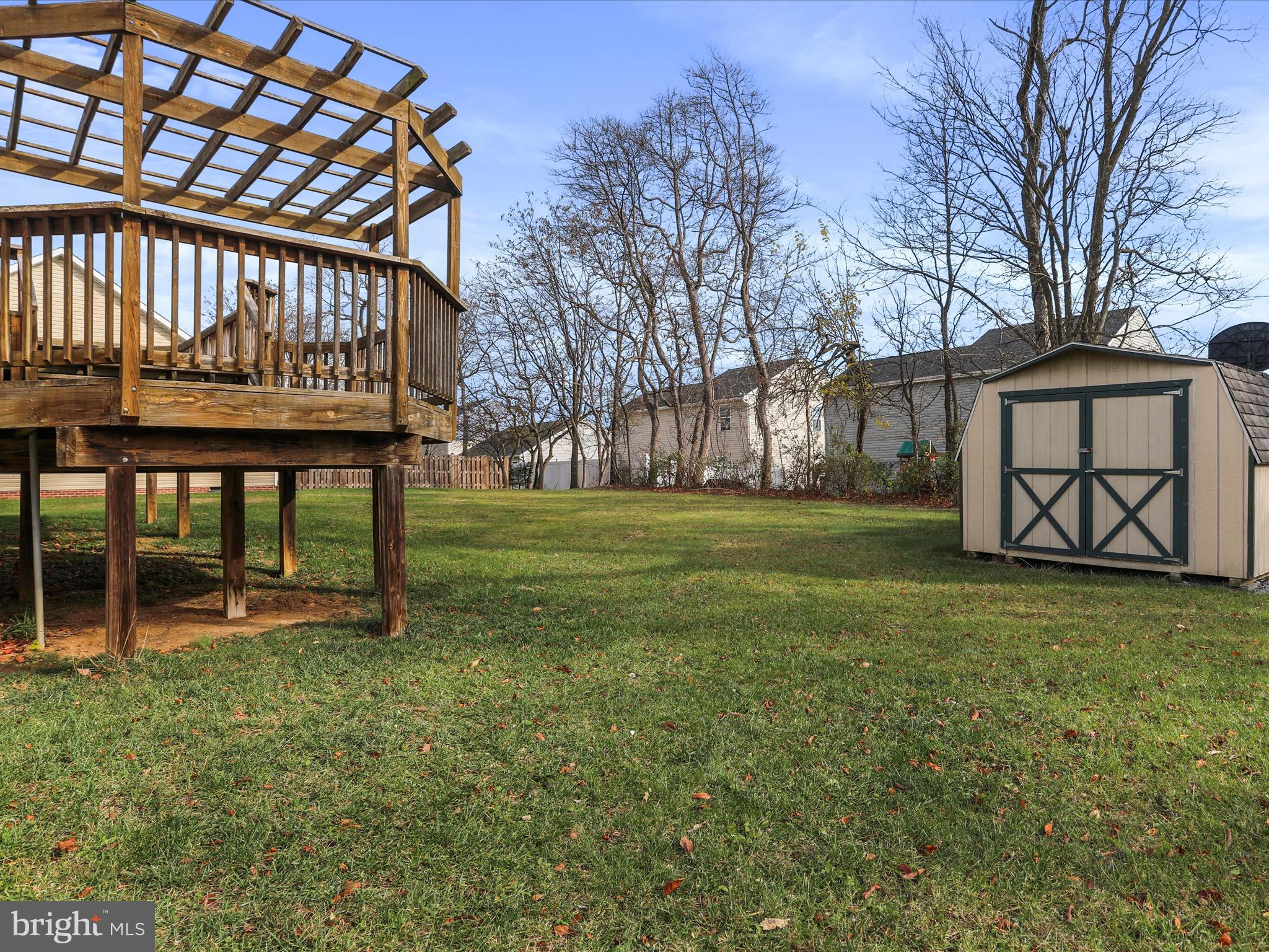 LAUREL RIDGE - Residential