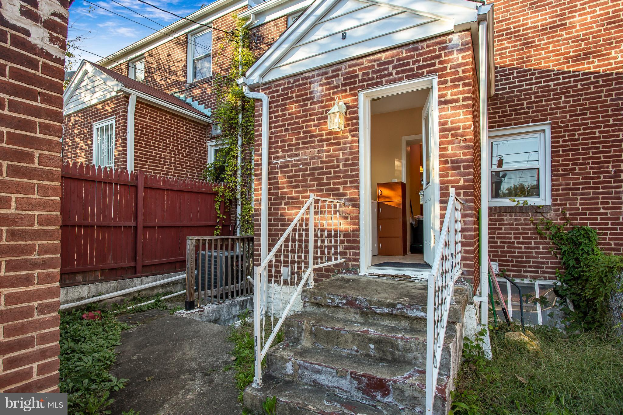 HILLEN - Residential Lease