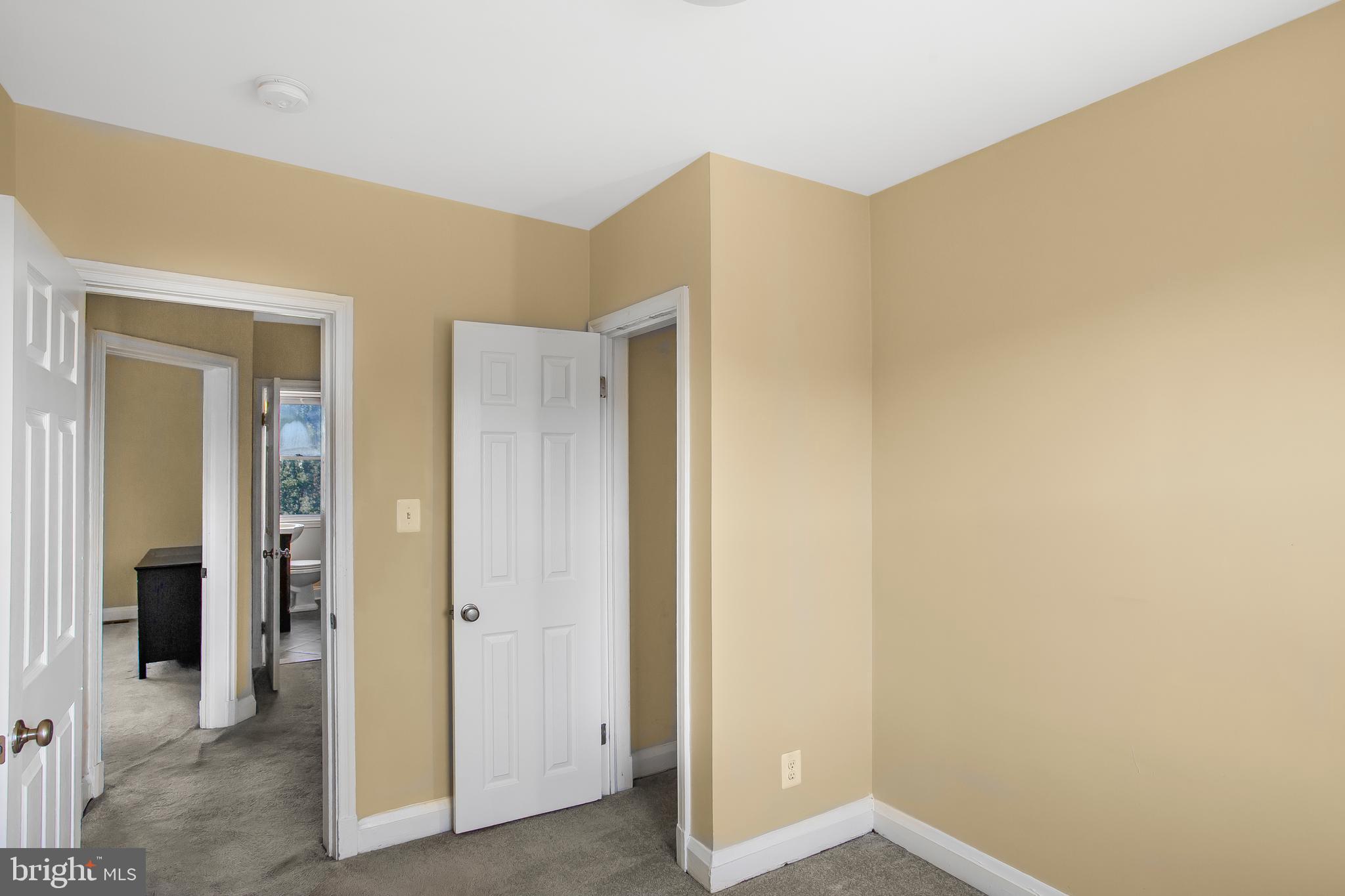 HILLEN - Residential Lease