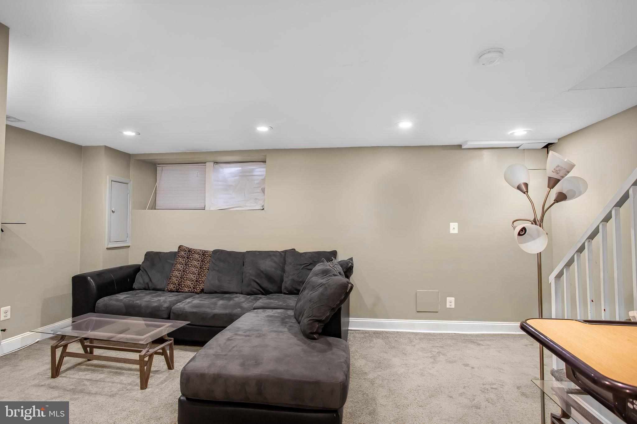 HILLEN - Residential Lease