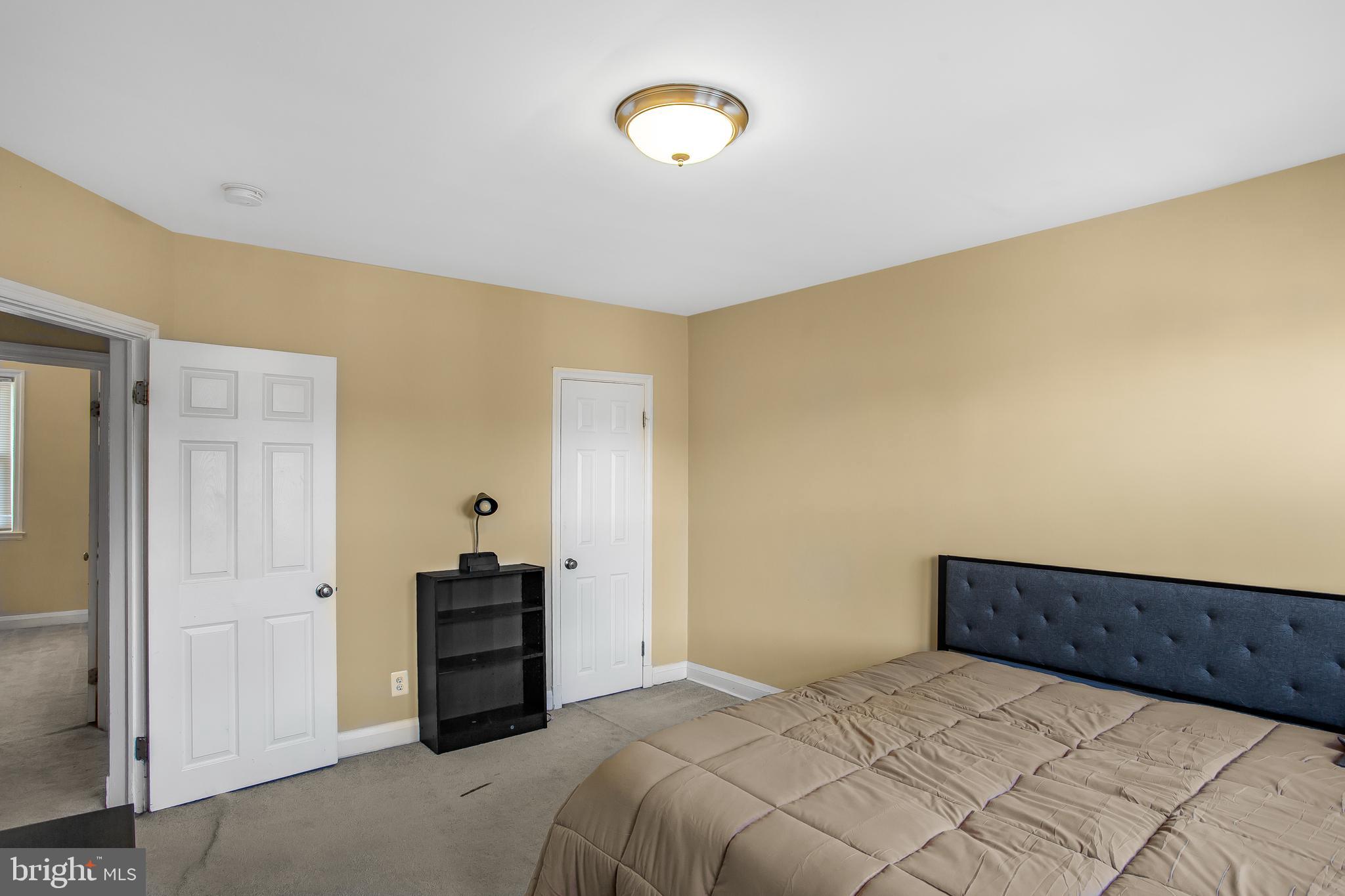 HILLEN - Residential Lease