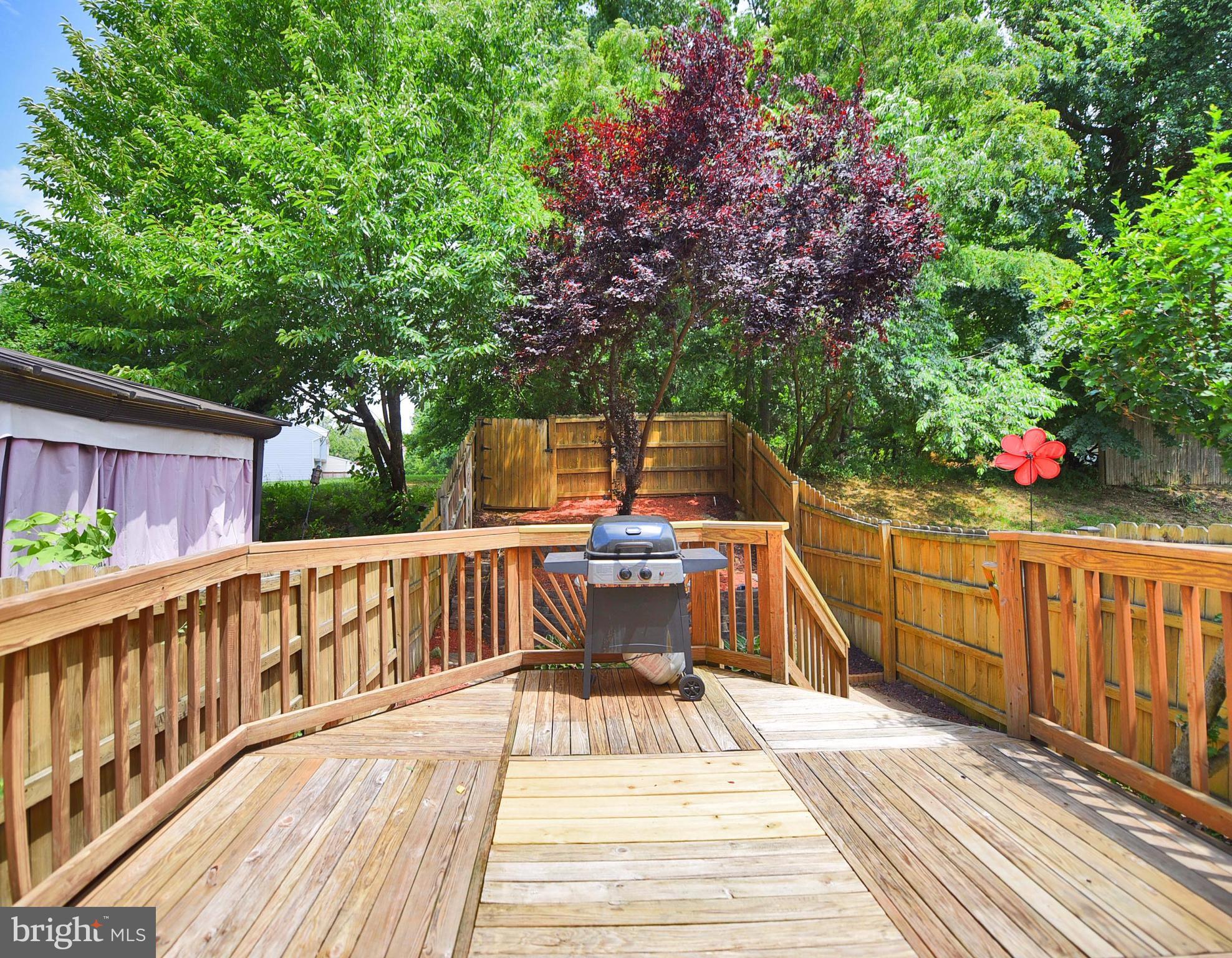 WOODS OF BAYVIEW - Residential