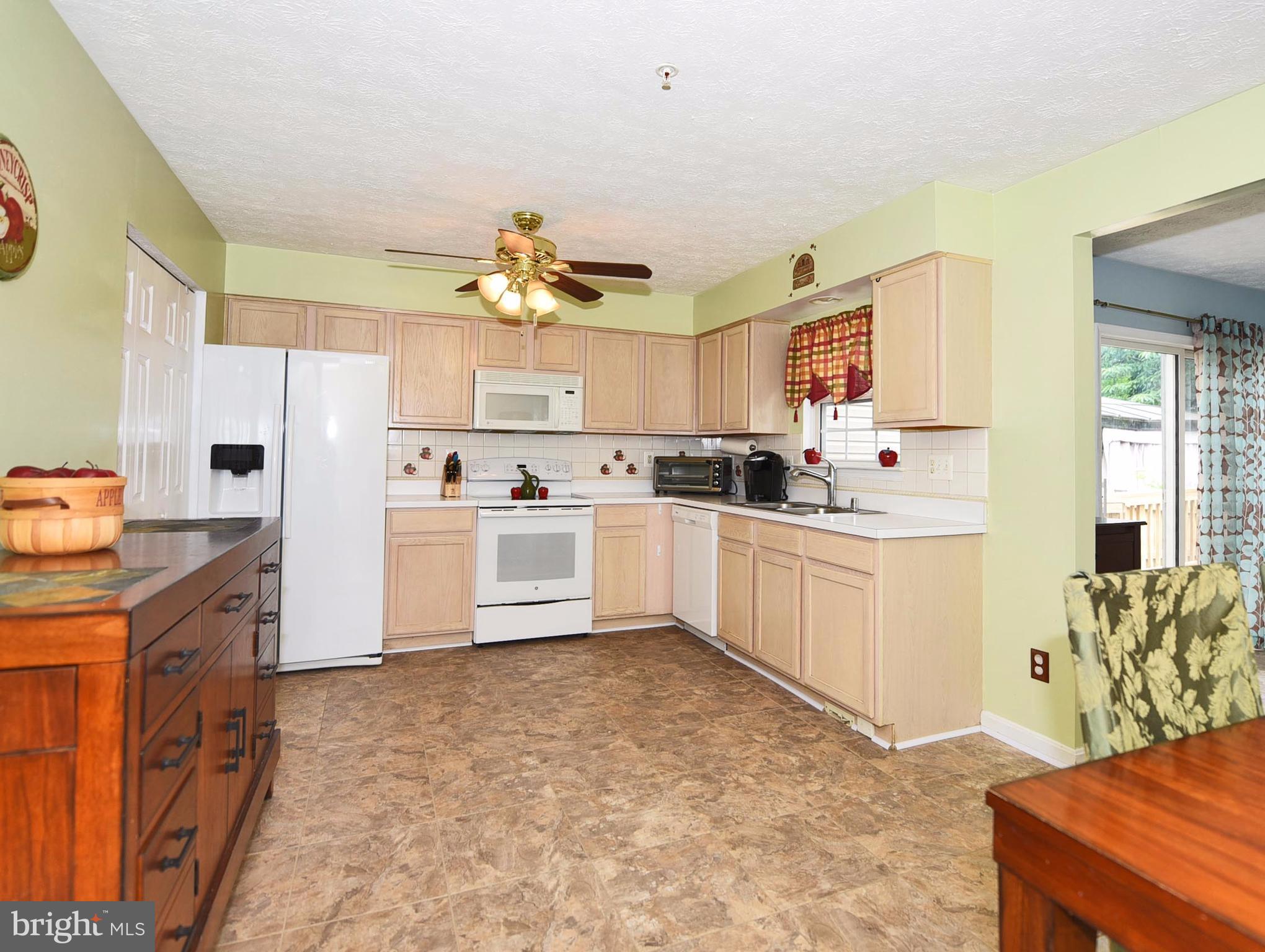 WOODS OF BAYVIEW - Residential