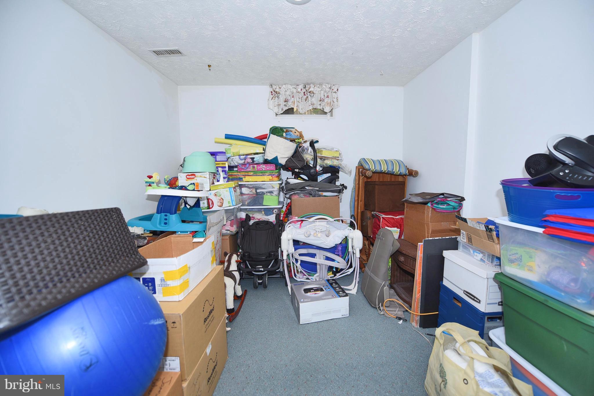 WOODS OF BAYVIEW - Residential