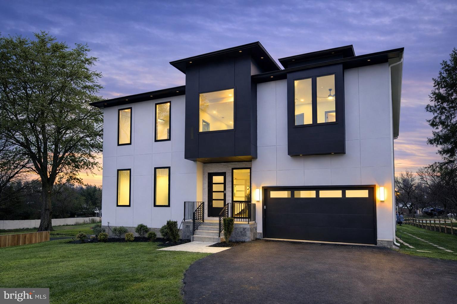 2613 BEACON HILL ROAD