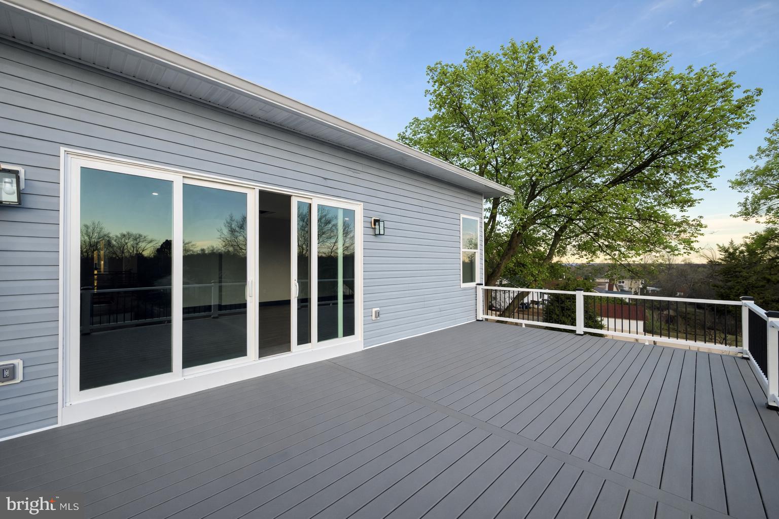 2613 BEACON HILL ROAD