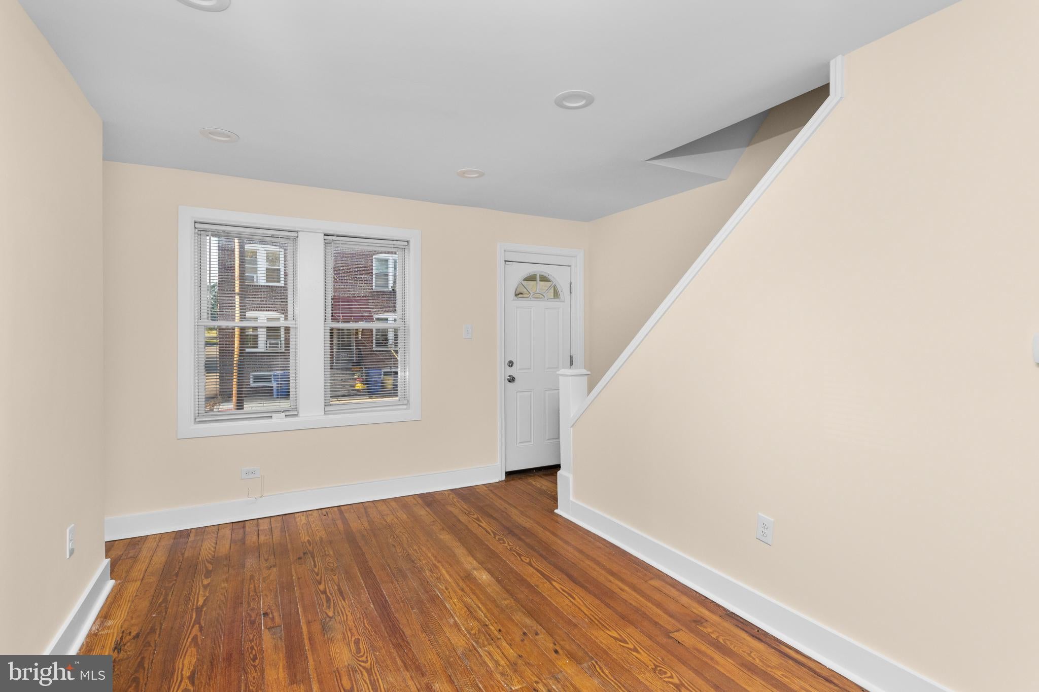 1 AMBOY AVENUE