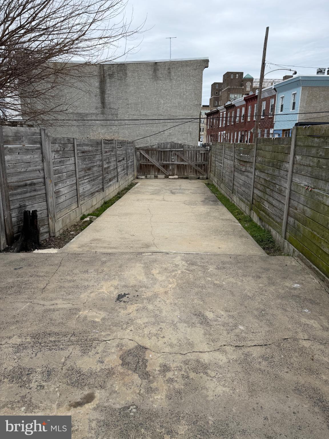 PORT RICHMOND - Residential