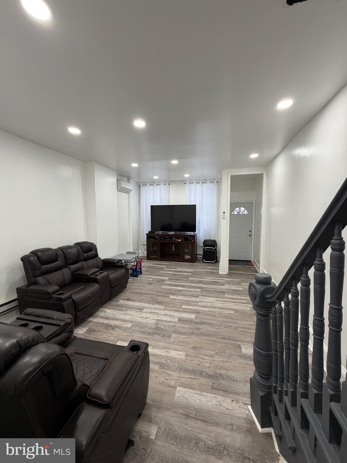 PORT RICHMOND - Residential