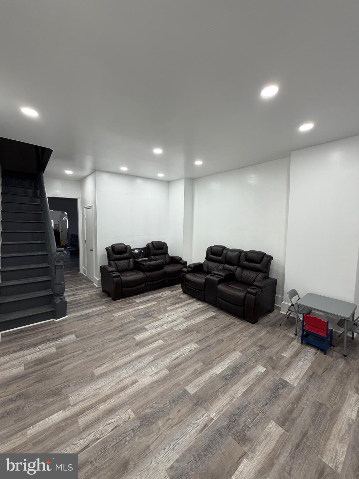 PORT RICHMOND - Residential