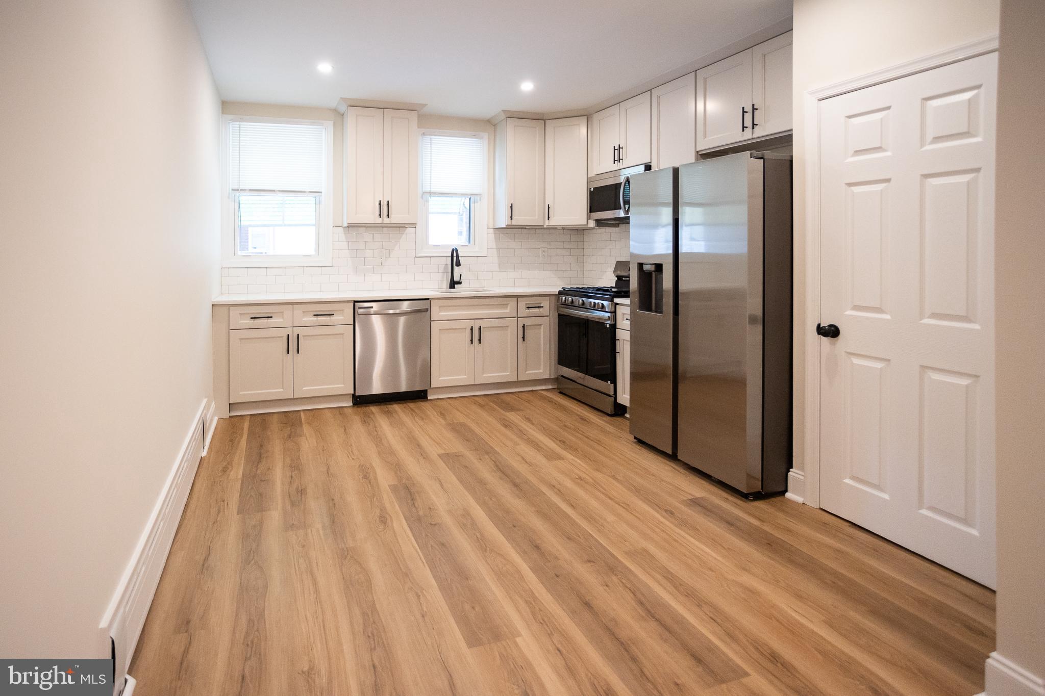 MAYFAIR (WEST) - Residential