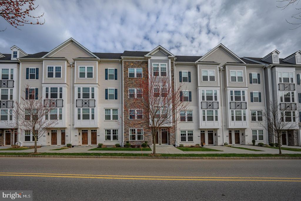 Photo of 220 Charles Ellis Drive, NEWTOWN SQUARE, PA 19073 (MLS # PADE2105128)