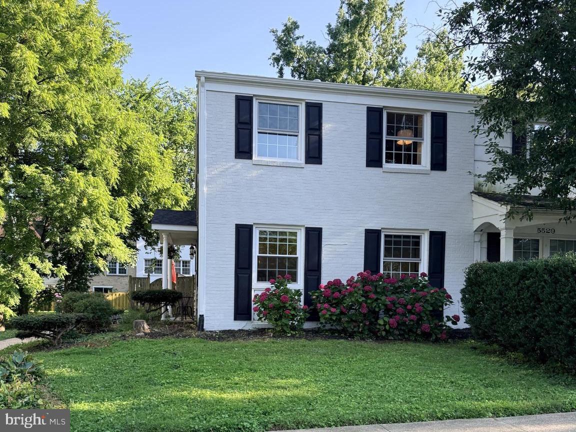 5527 GREEN DORY LANE