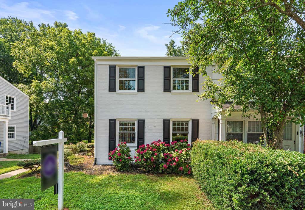 Photo of 5527 Green Dory Lane, COLUMBIA, MD 21044 (MLS # MDHW2070816)
