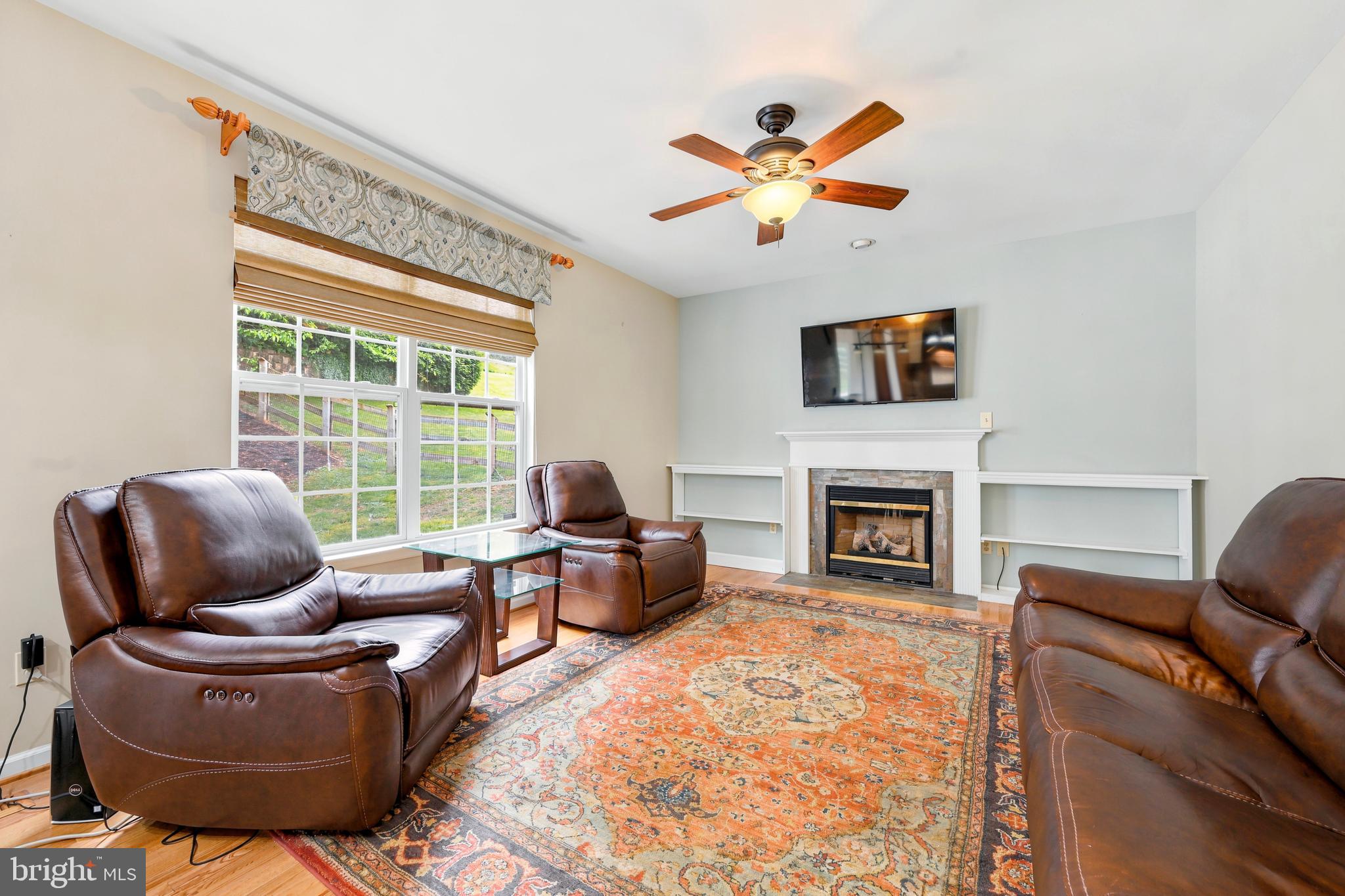 MEADOWBROOK - Residential