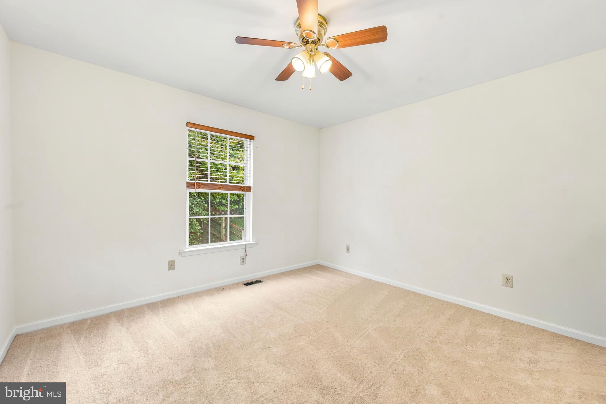 MEADOWBROOK - Residential