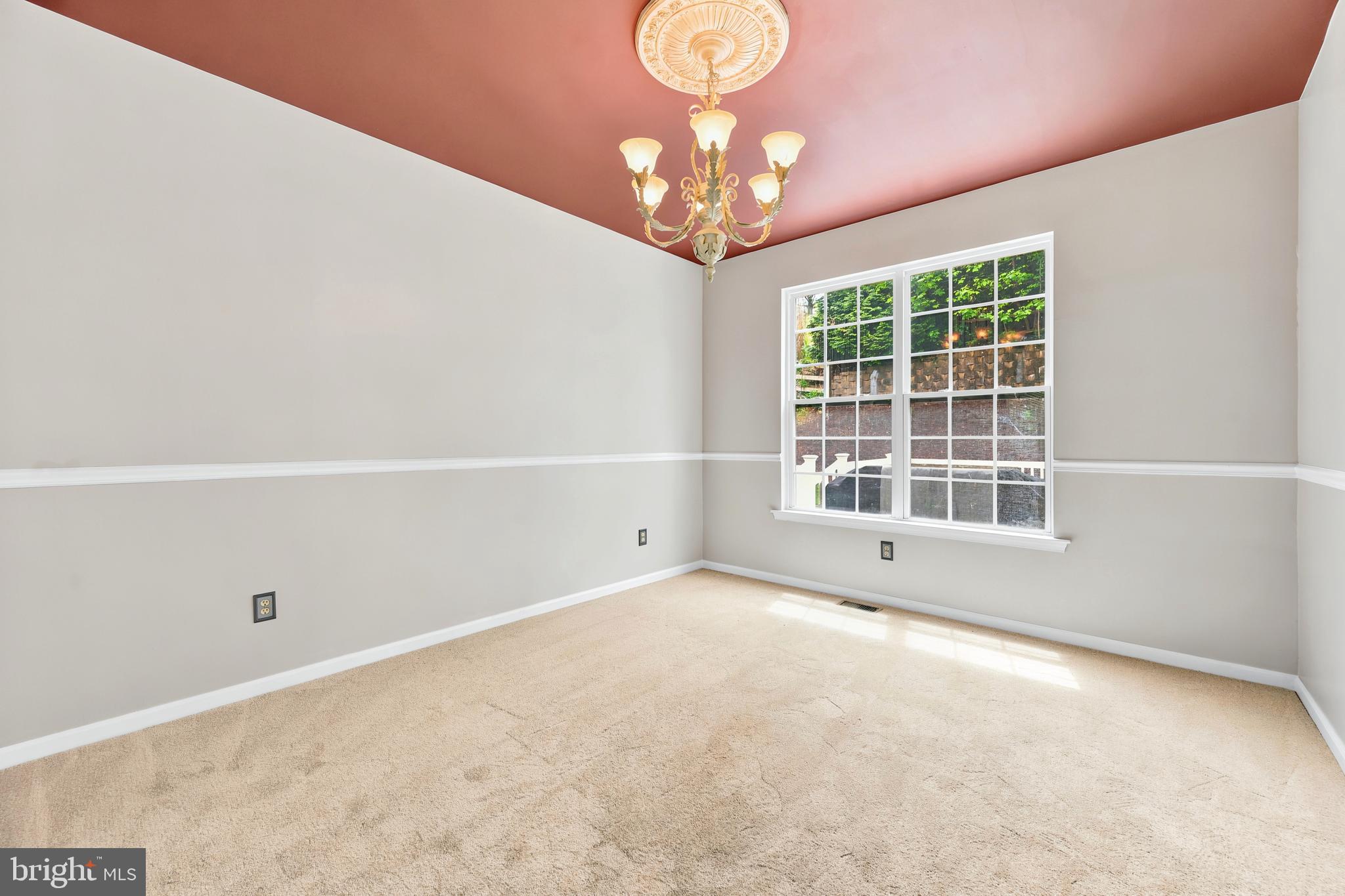 MEADOWBROOK - Residential