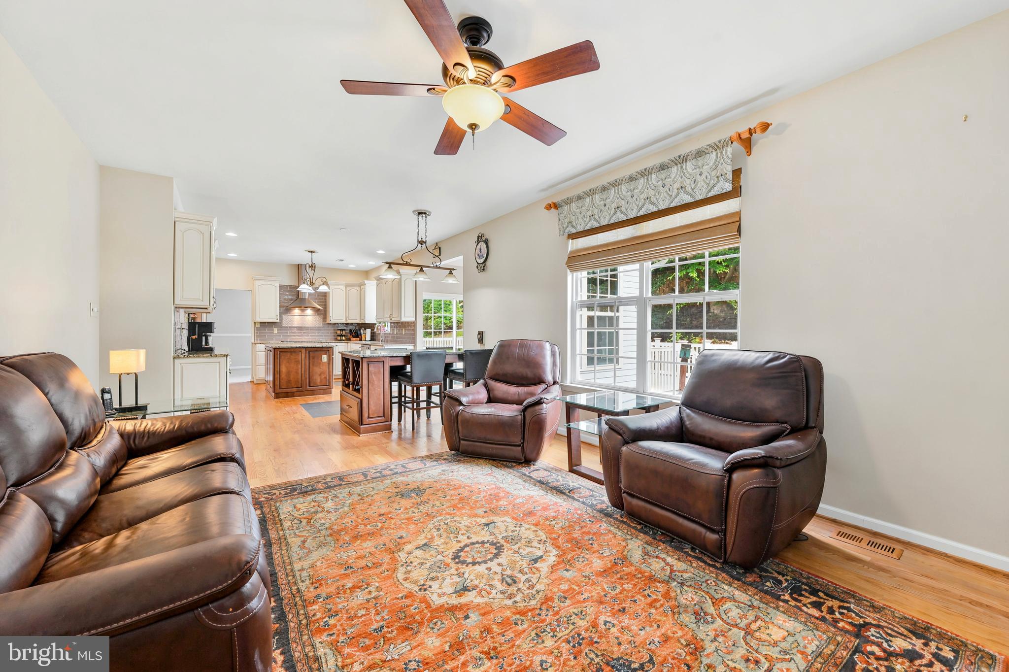 MEADOWBROOK - Residential