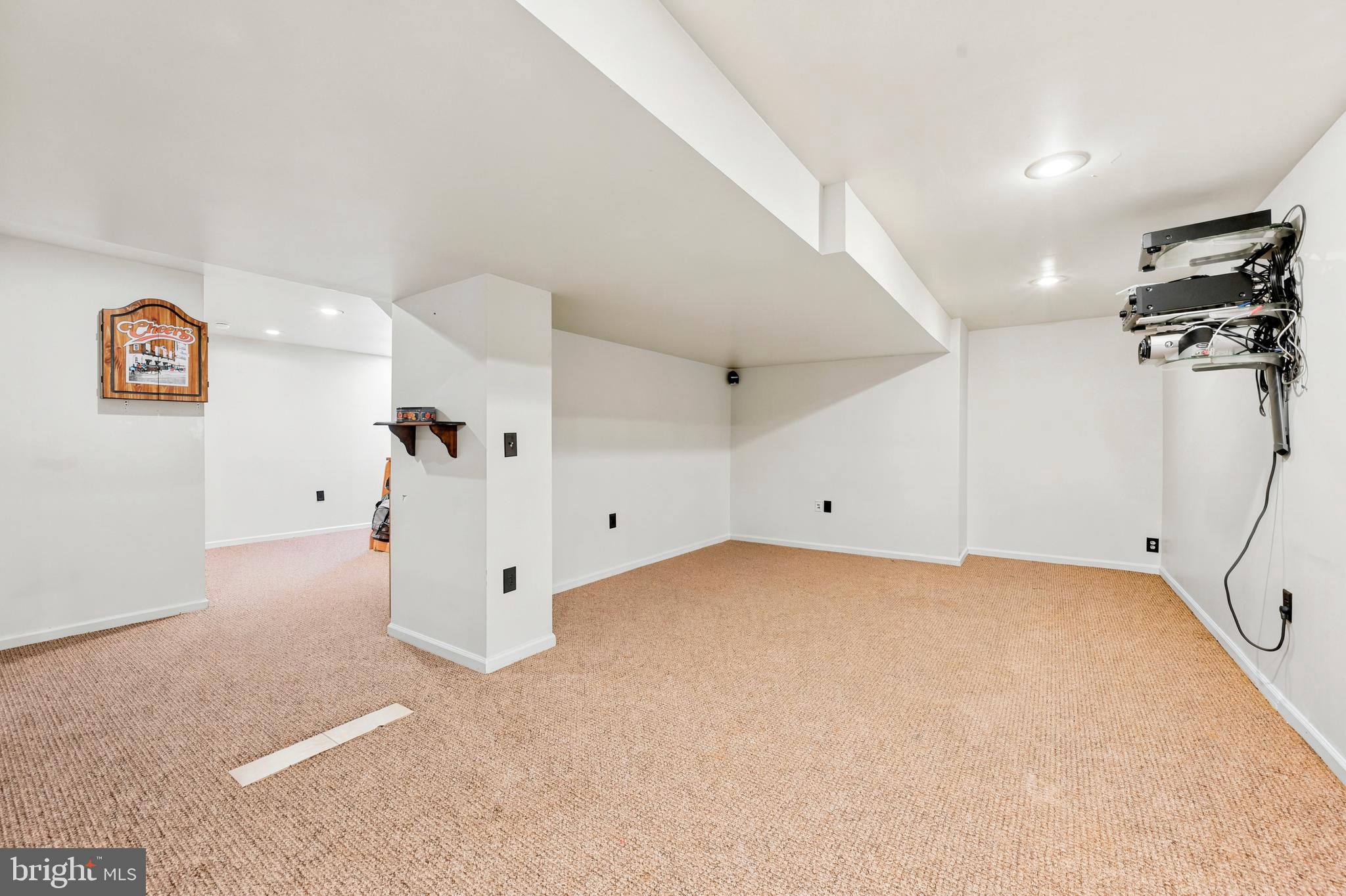 MEADOWBROOK - Residential