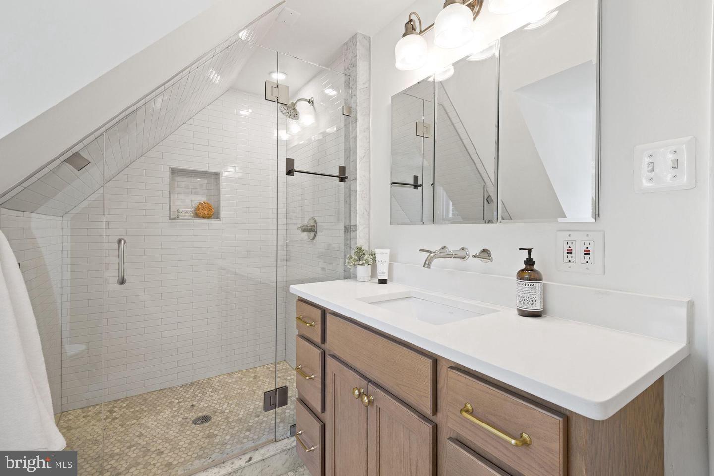 BLAIR - Residential