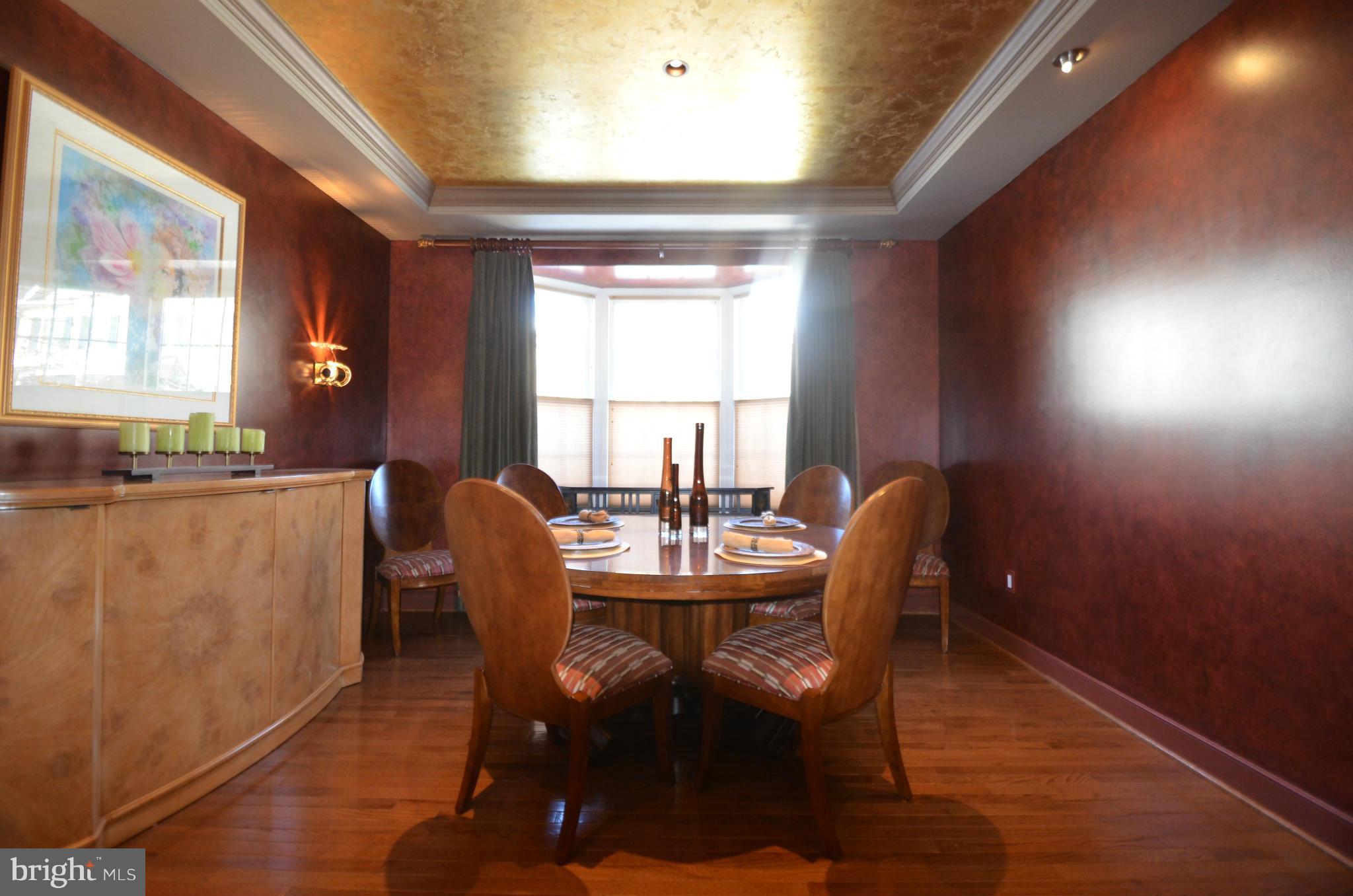 ROLAND PARK - Residential