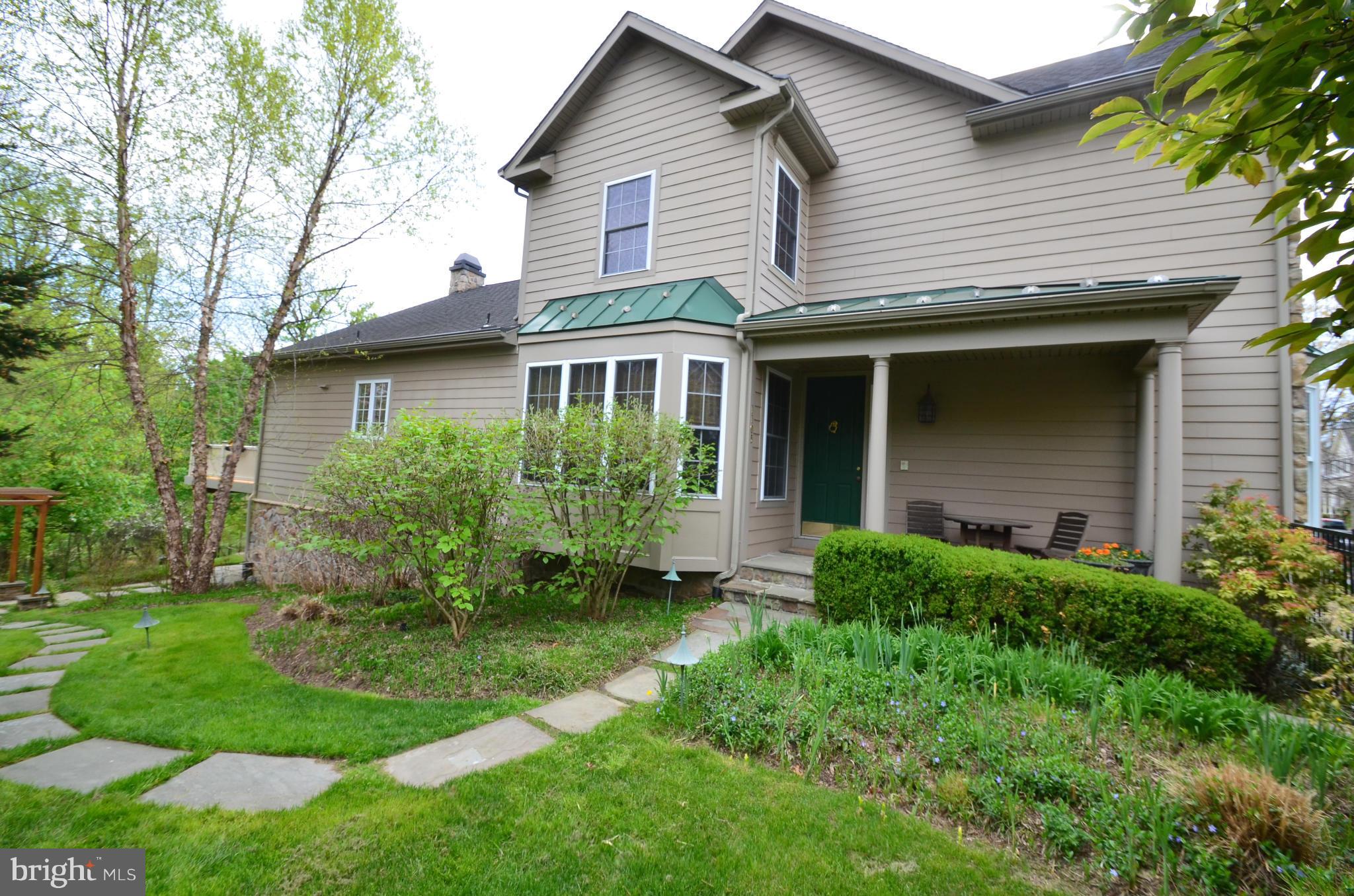 ROLAND PARK - Residential