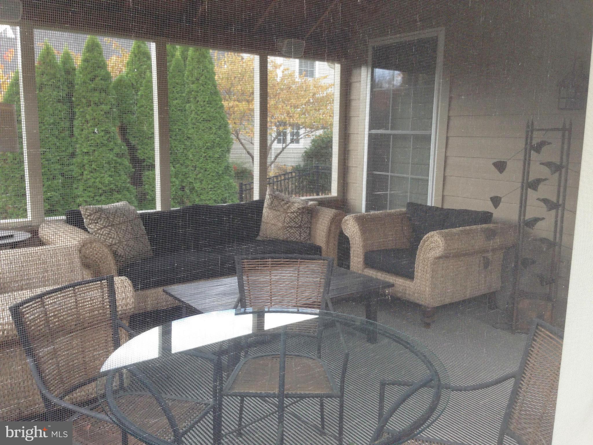 ROLAND PARK - Residential