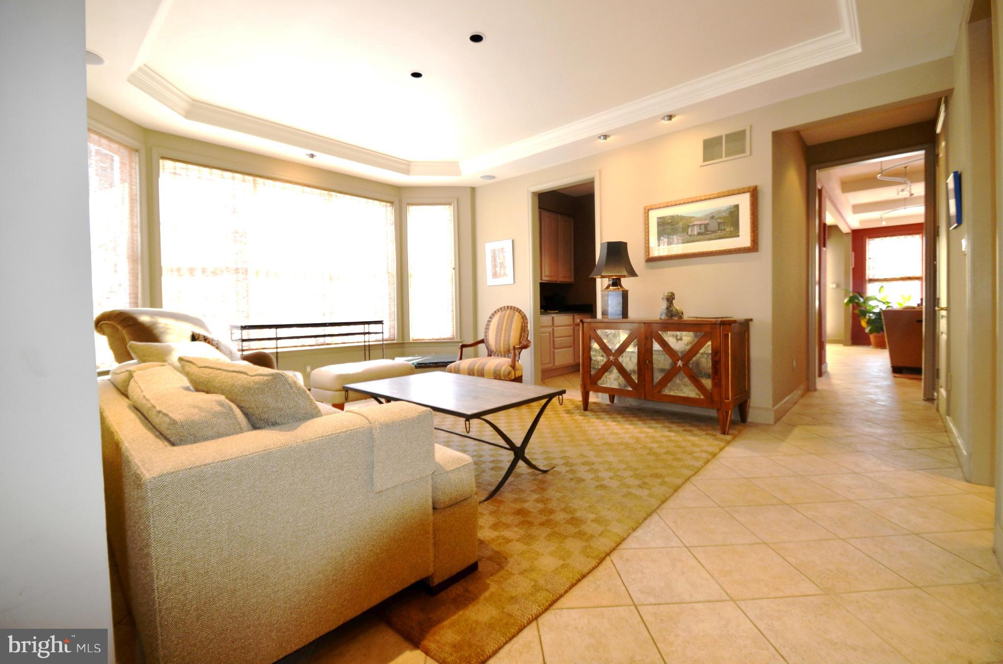 ROLAND PARK - Residential