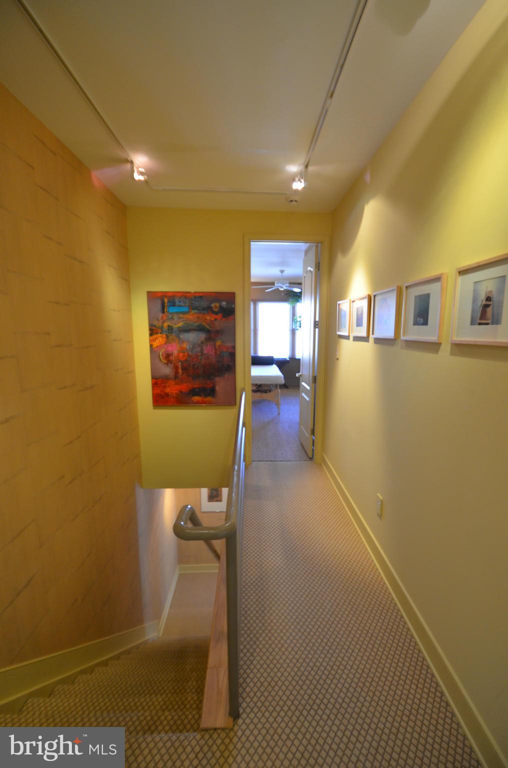 ROLAND PARK - Residential